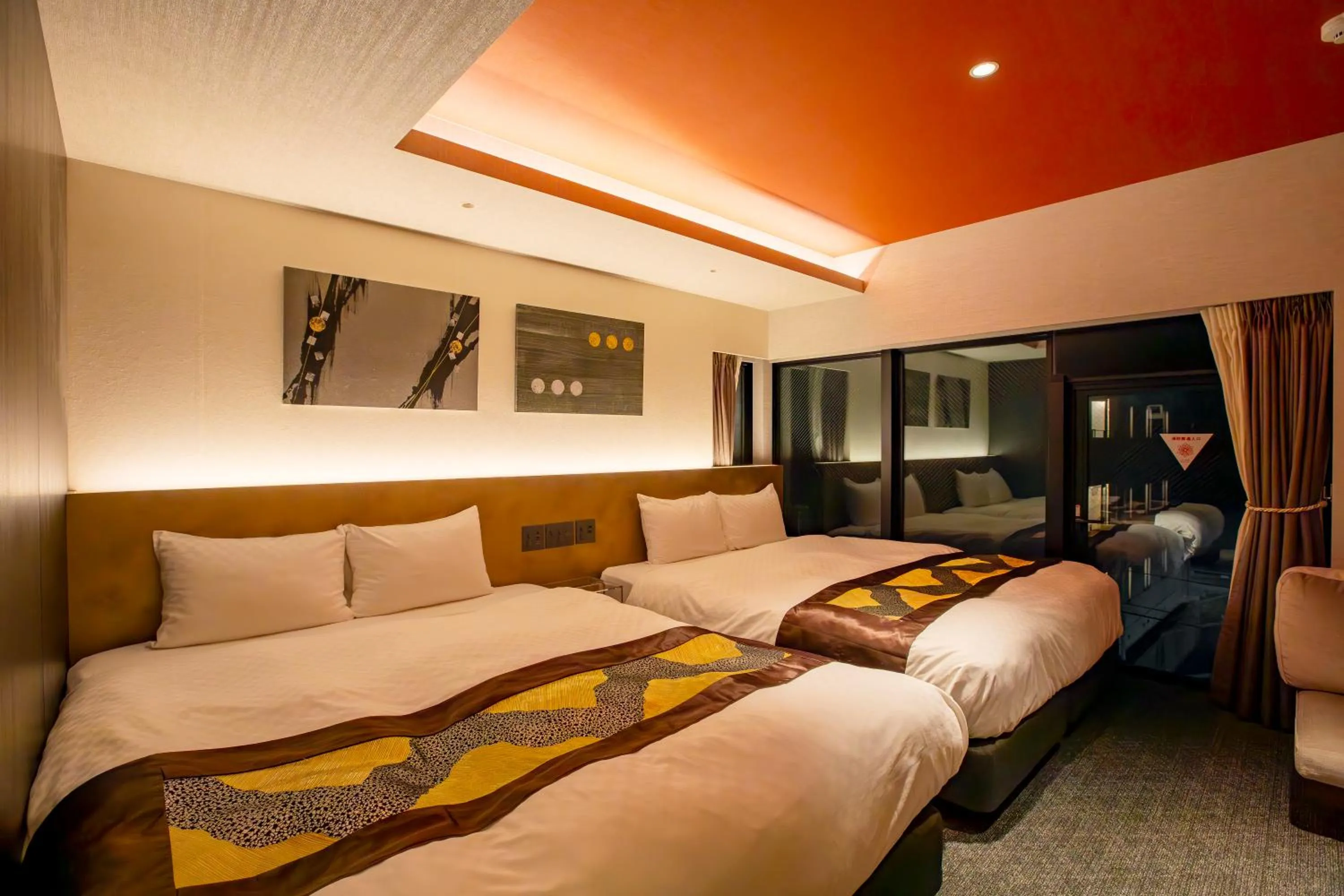 Bedroom, Bed in gallery hotel KAGUYA