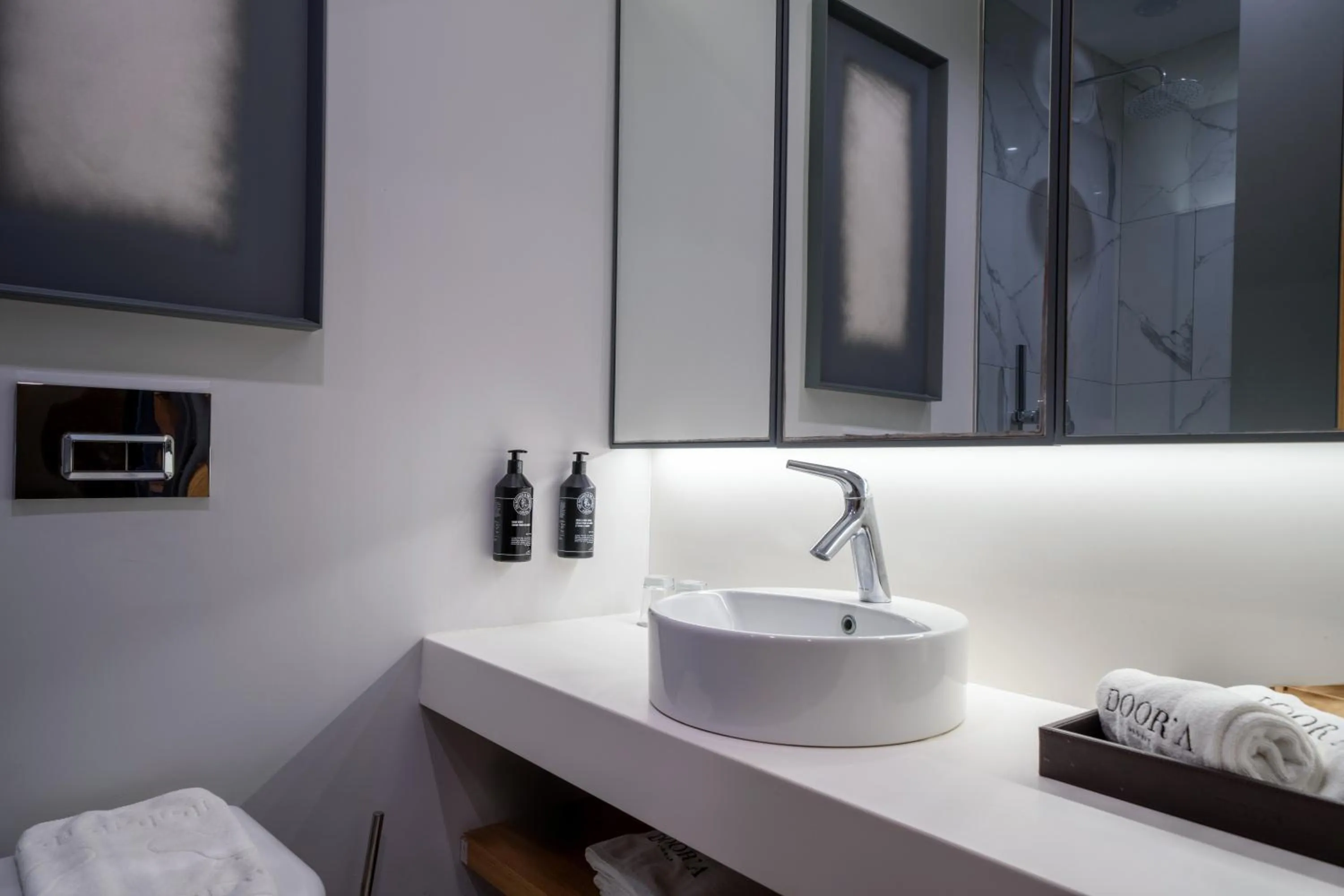 Bathroom in The Norm Collection Door'a Bodrum