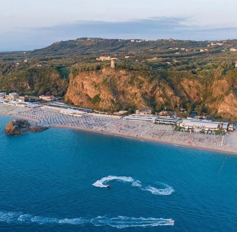 Beach in Cantine Cipri Resort