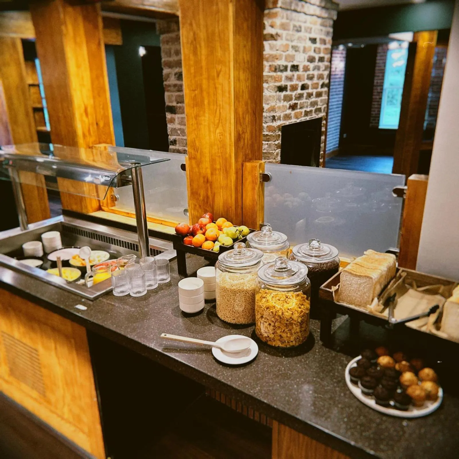 Breakfast in The Oakwood Hotel