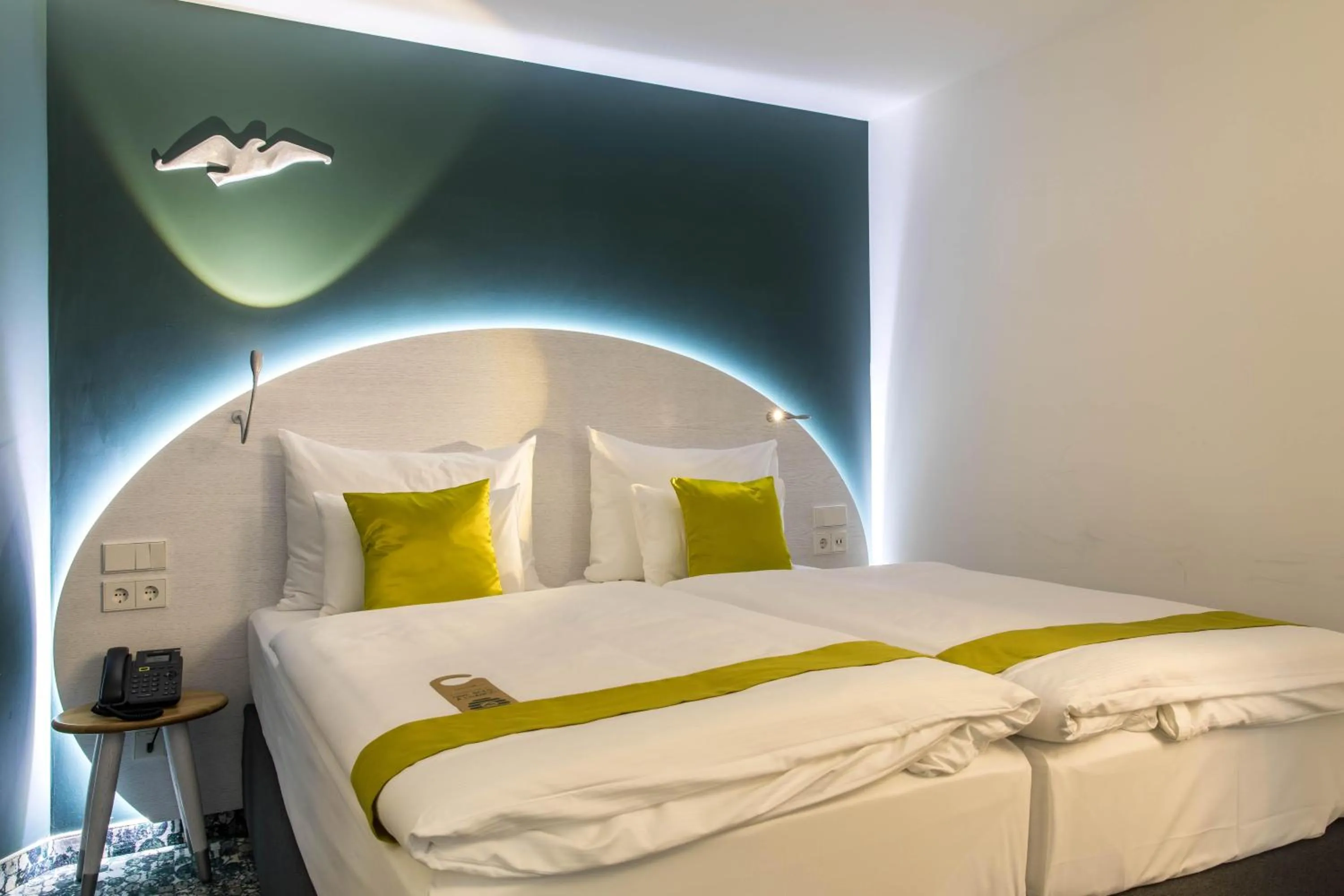 TV and multimedia, Bed in ARCOTEL Donauzentrum Wien