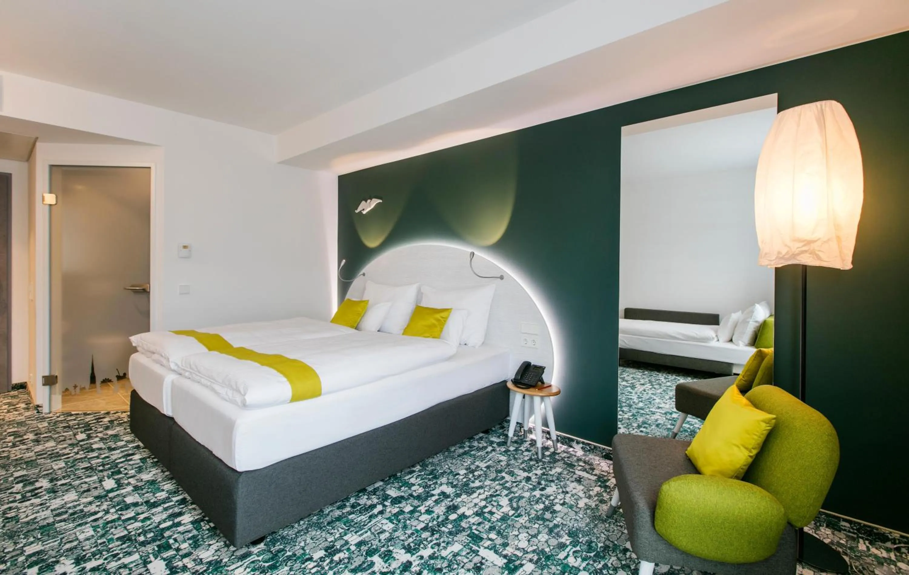 TV and multimedia, Bed in ARCOTEL Donauzentrum Wien