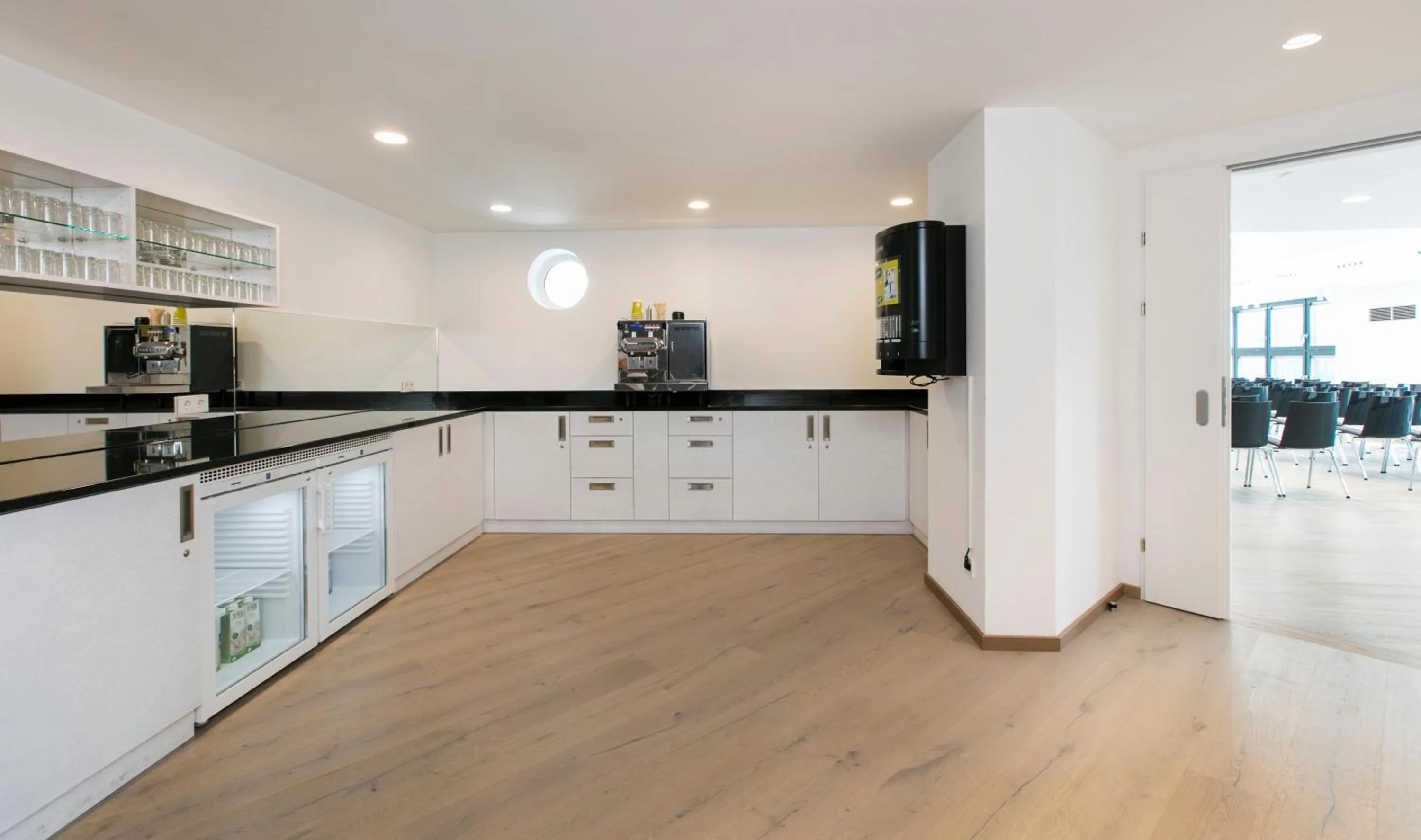 Food and drinks in ARCOTEL Donauzentrum Wien