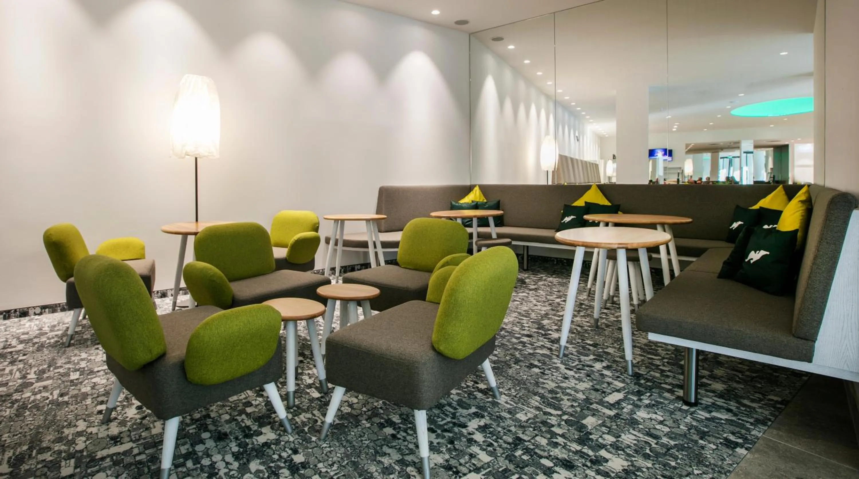 Lobby or reception in ARCOTEL Donauzentrum Wien