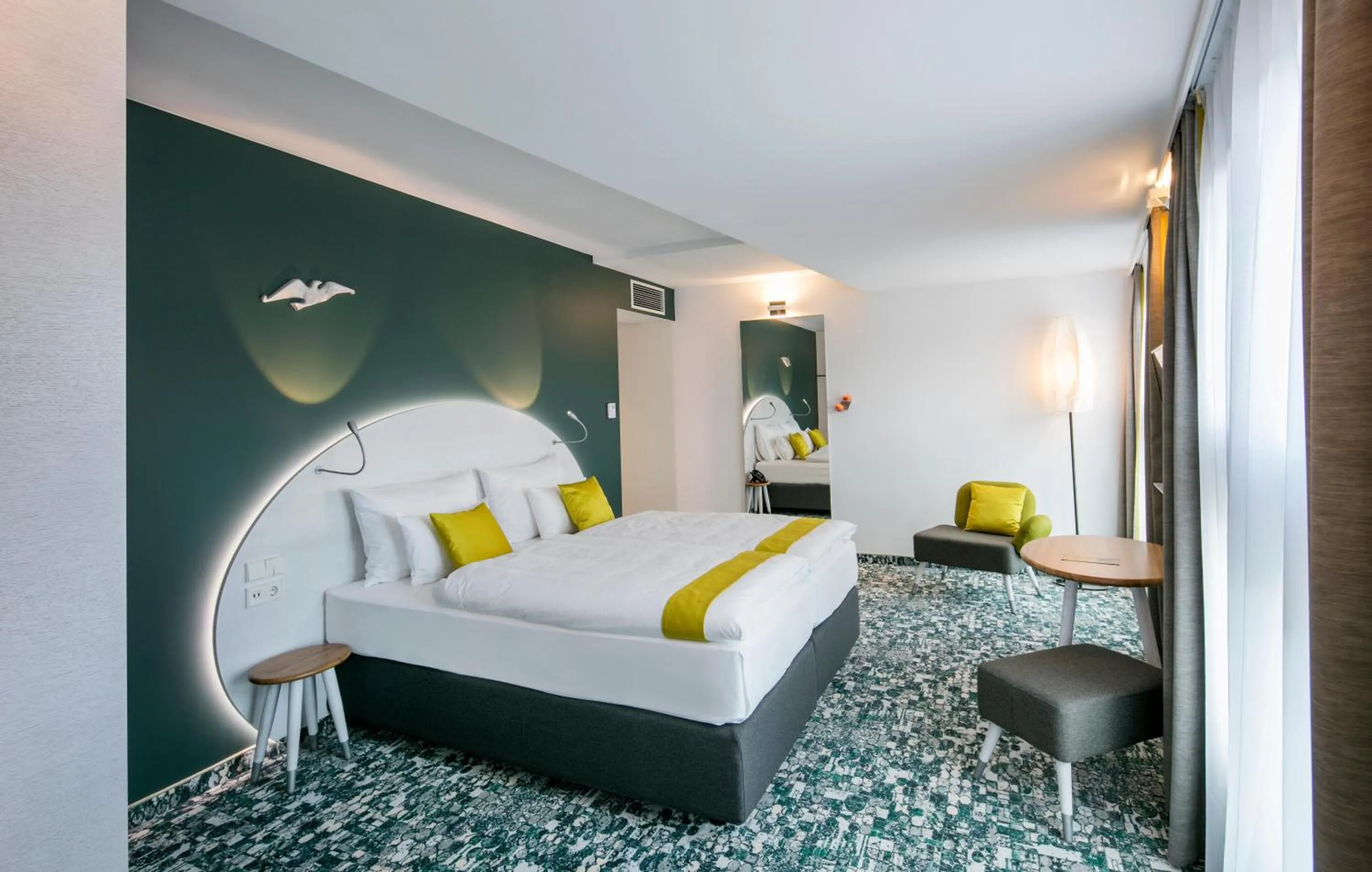 TV and multimedia, Bed in ARCOTEL Donauzentrum Wien