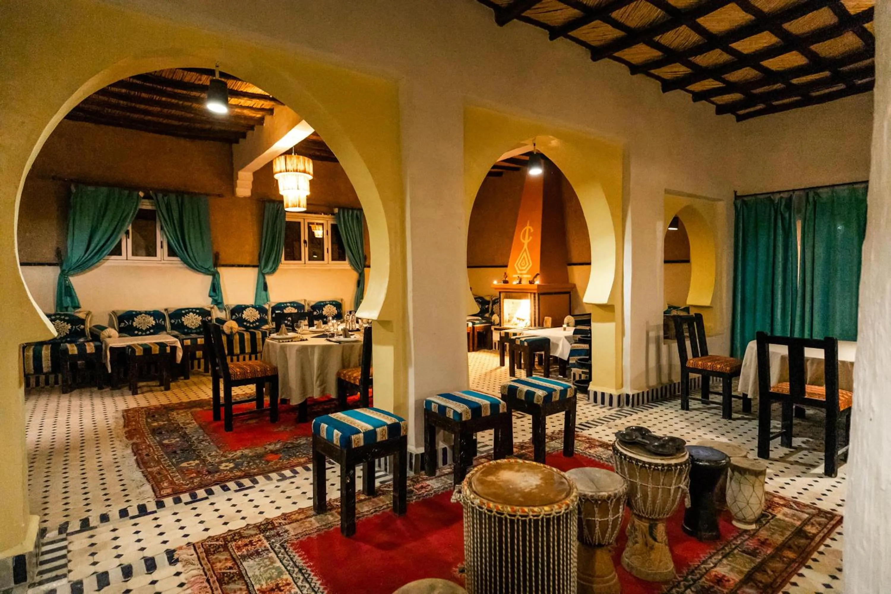 Restaurant/places to eat in Ksar Bicha