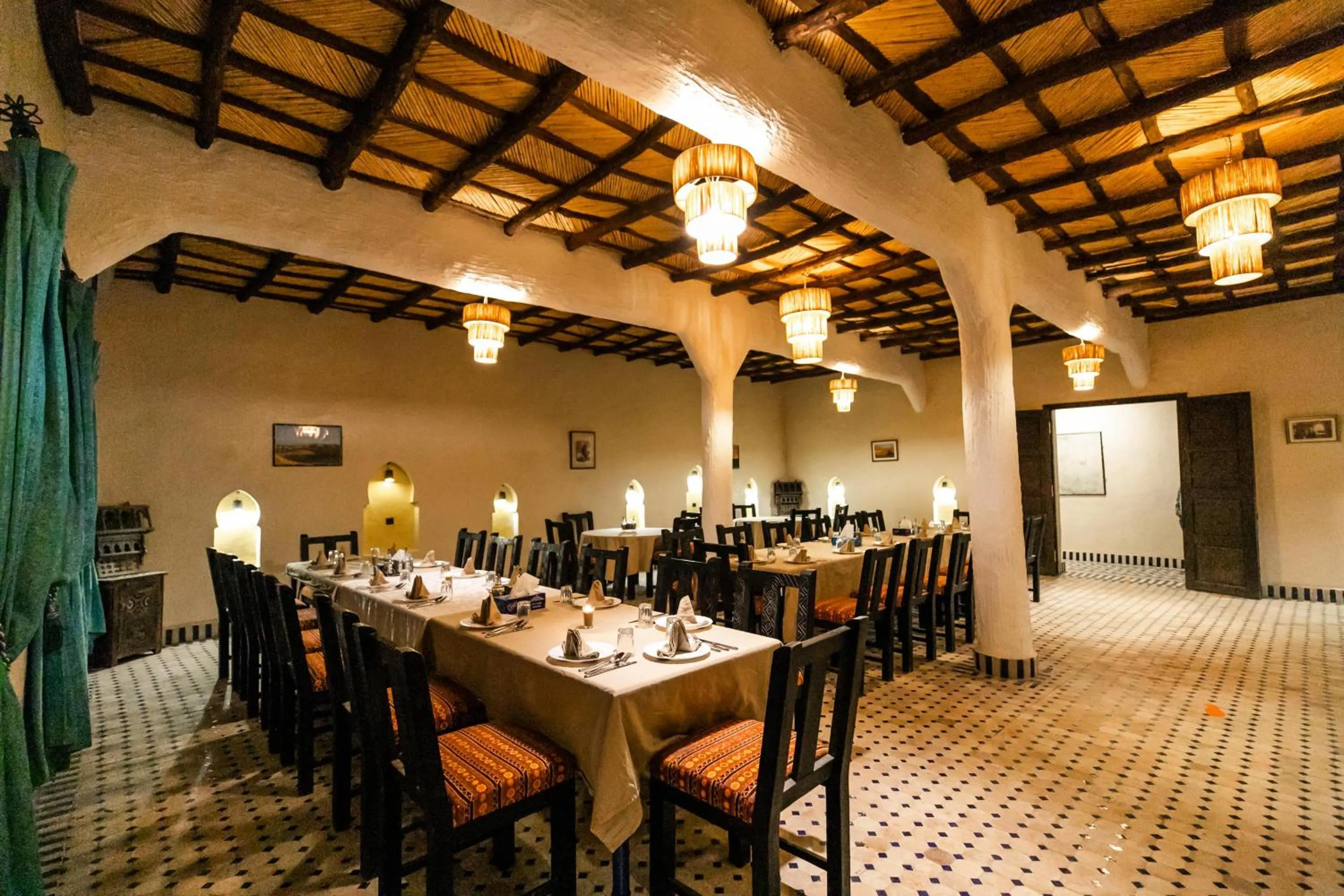 Restaurant/places to eat in Ksar Bicha