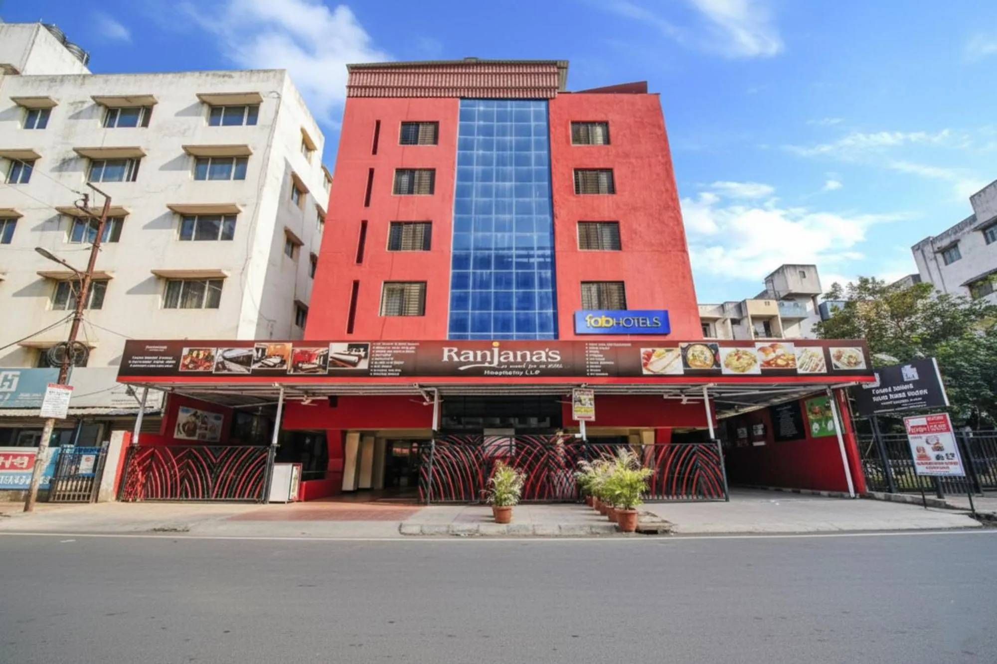 Property building in FabHotel Ranjanas - Nr humkar Chowk