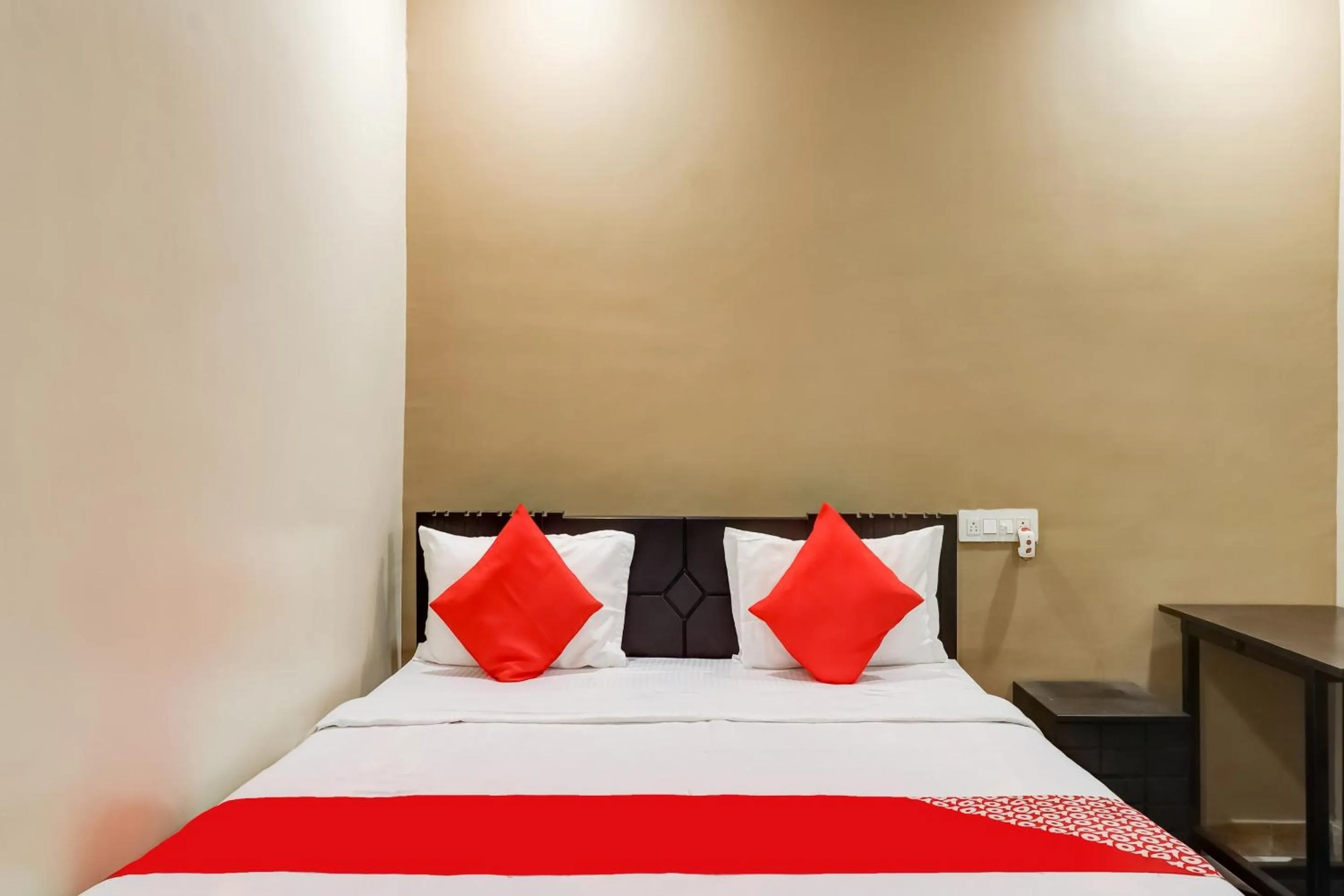 Lobby or reception, Bed in Hotel O Mini Punjab Hills