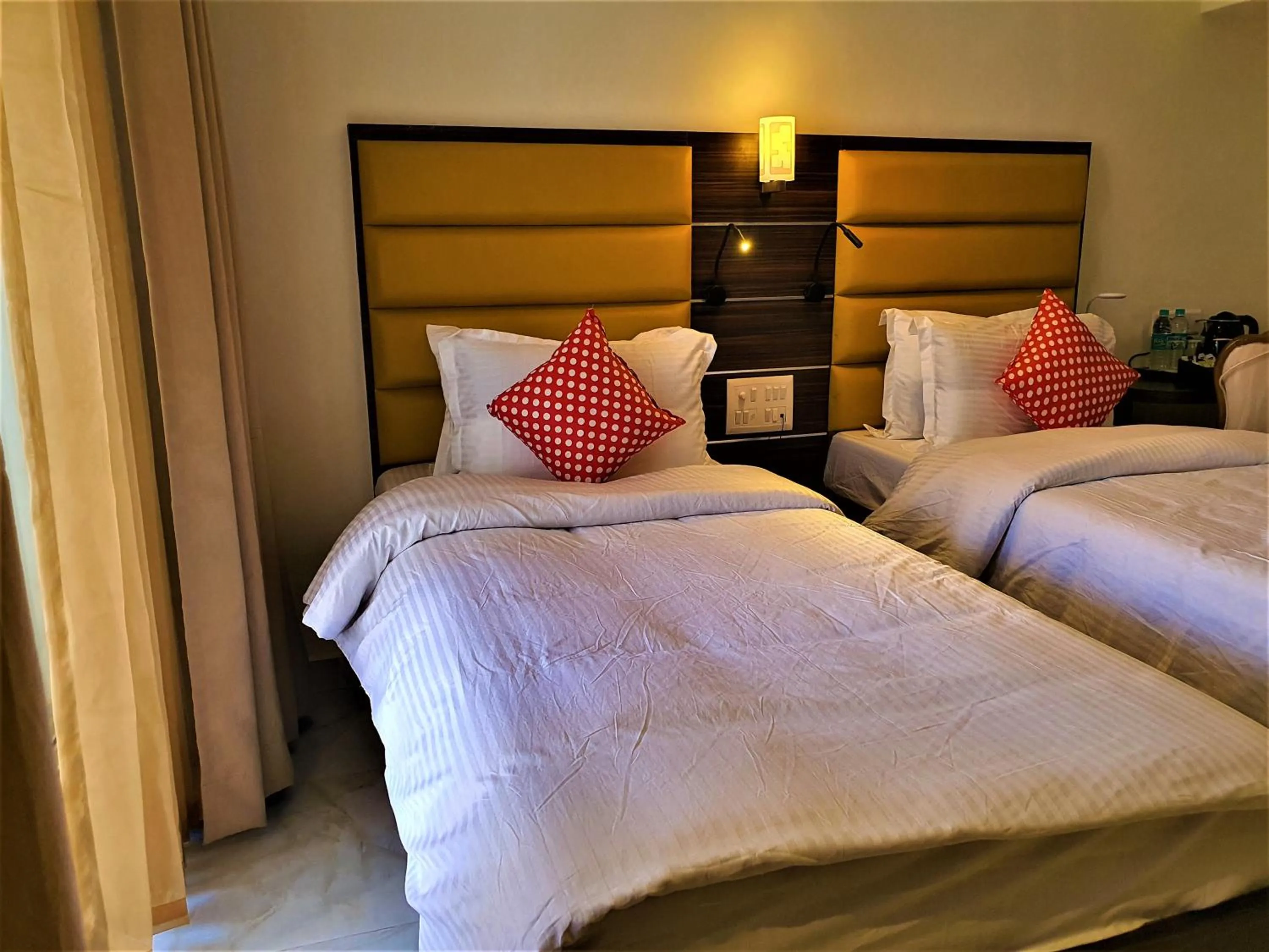 Bed in Shanti Solitaire, Arpora