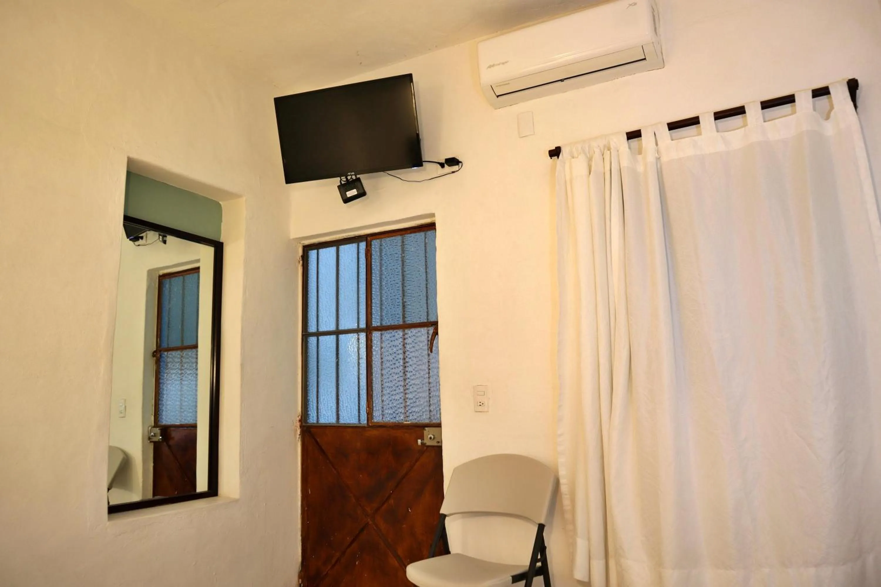 TV and multimedia in HOTEL OLAS ALTAS BUCERIAS