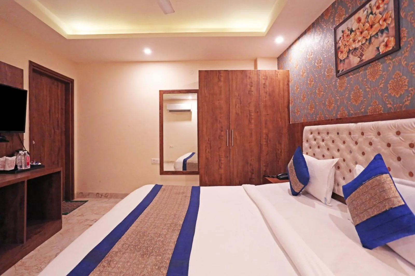 Property building, Bed in Mayda Inn- A Boutique Hotel