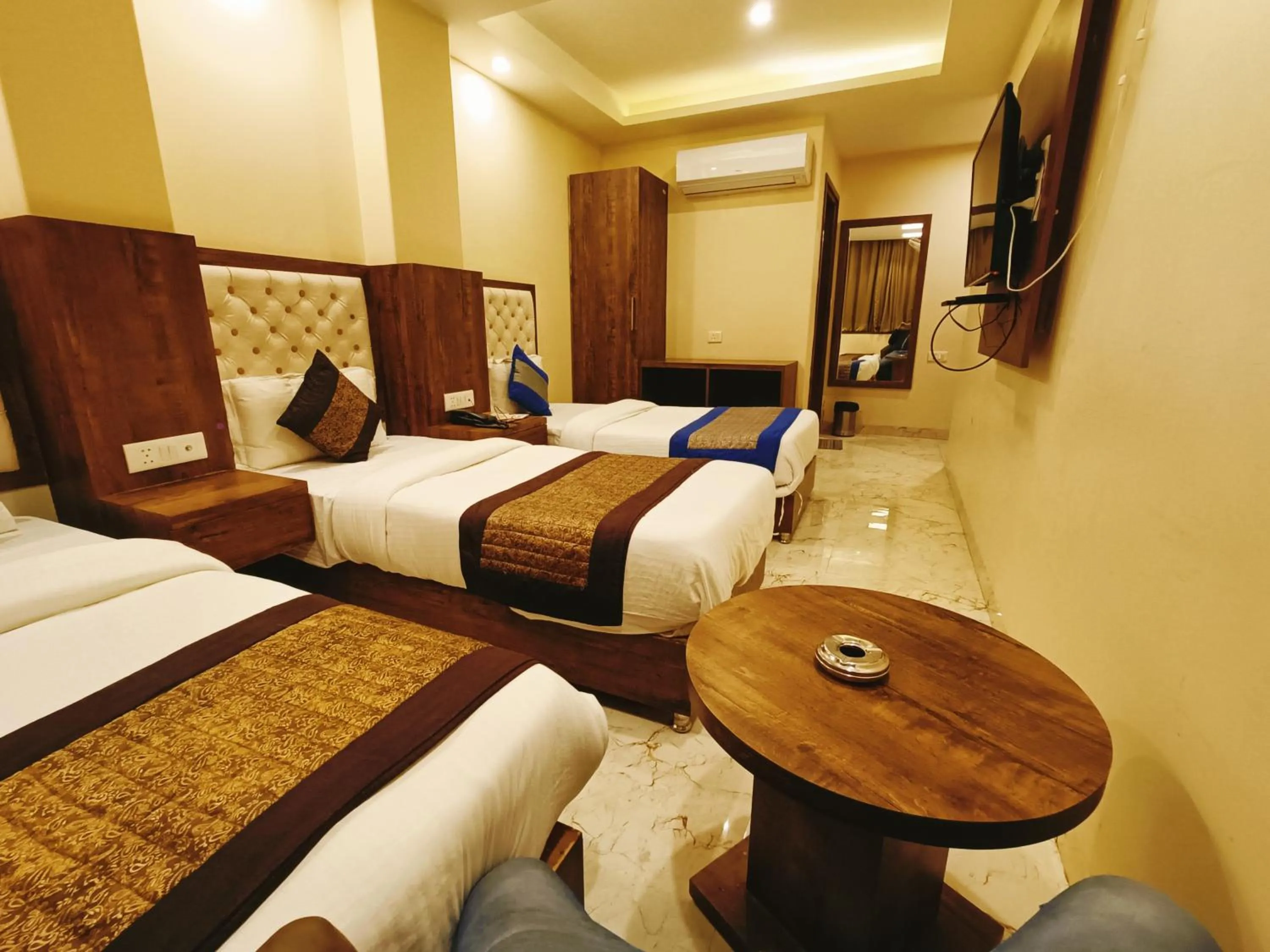 Photo of the whole room, Bed in Mayda Inn- A Boutique Hotel