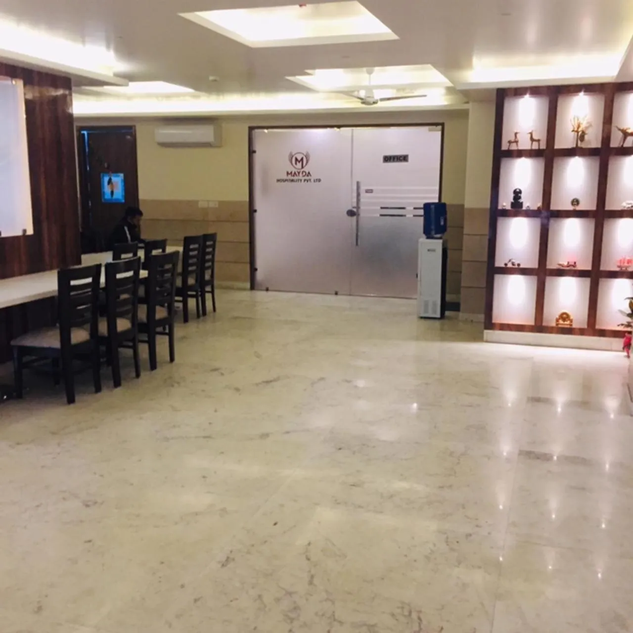 Restaurant/places to eat in Mayda Inn- A Boutique Hotel