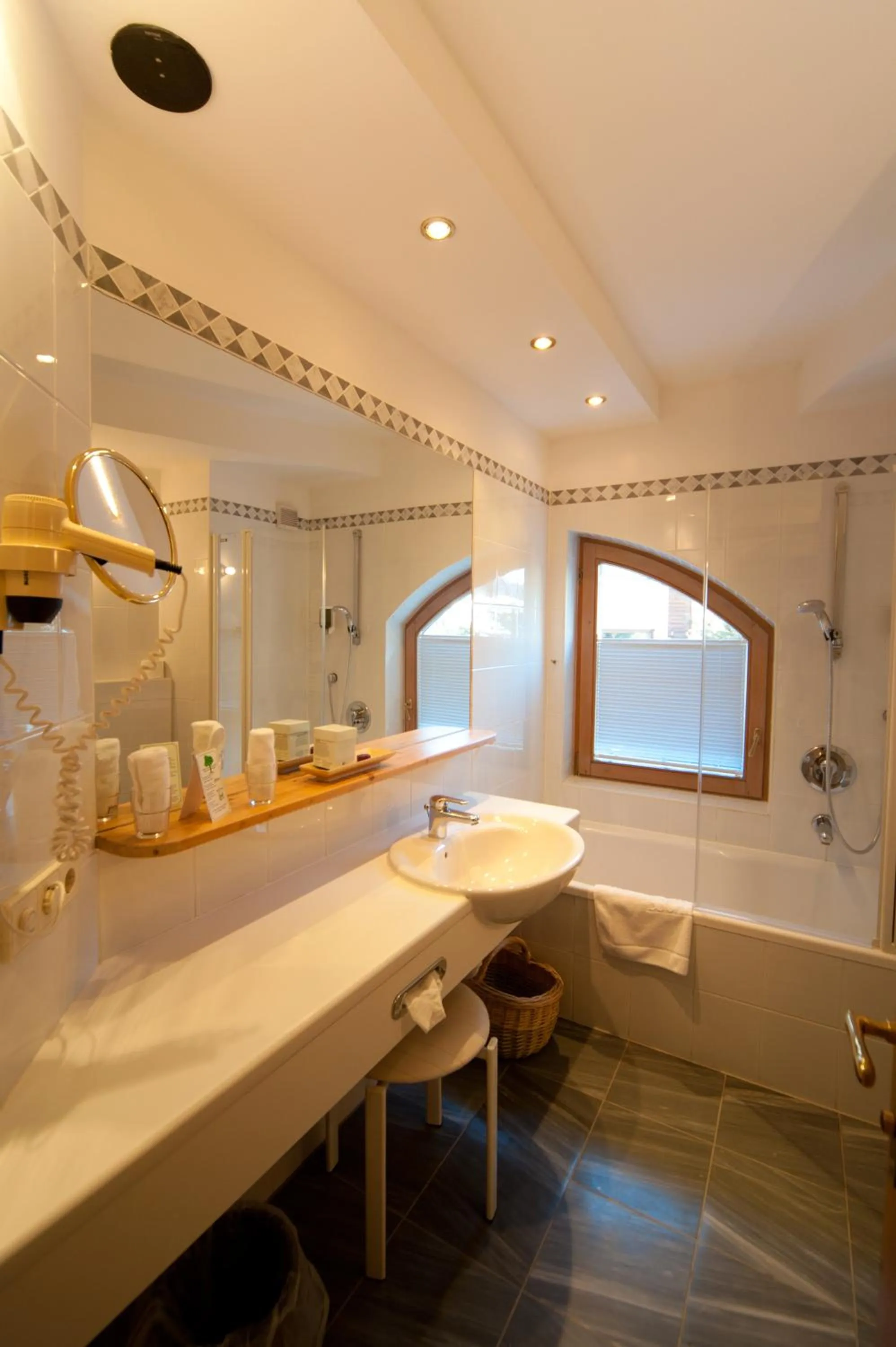 Bathroom in Naturhotel Ortners Eschenhof