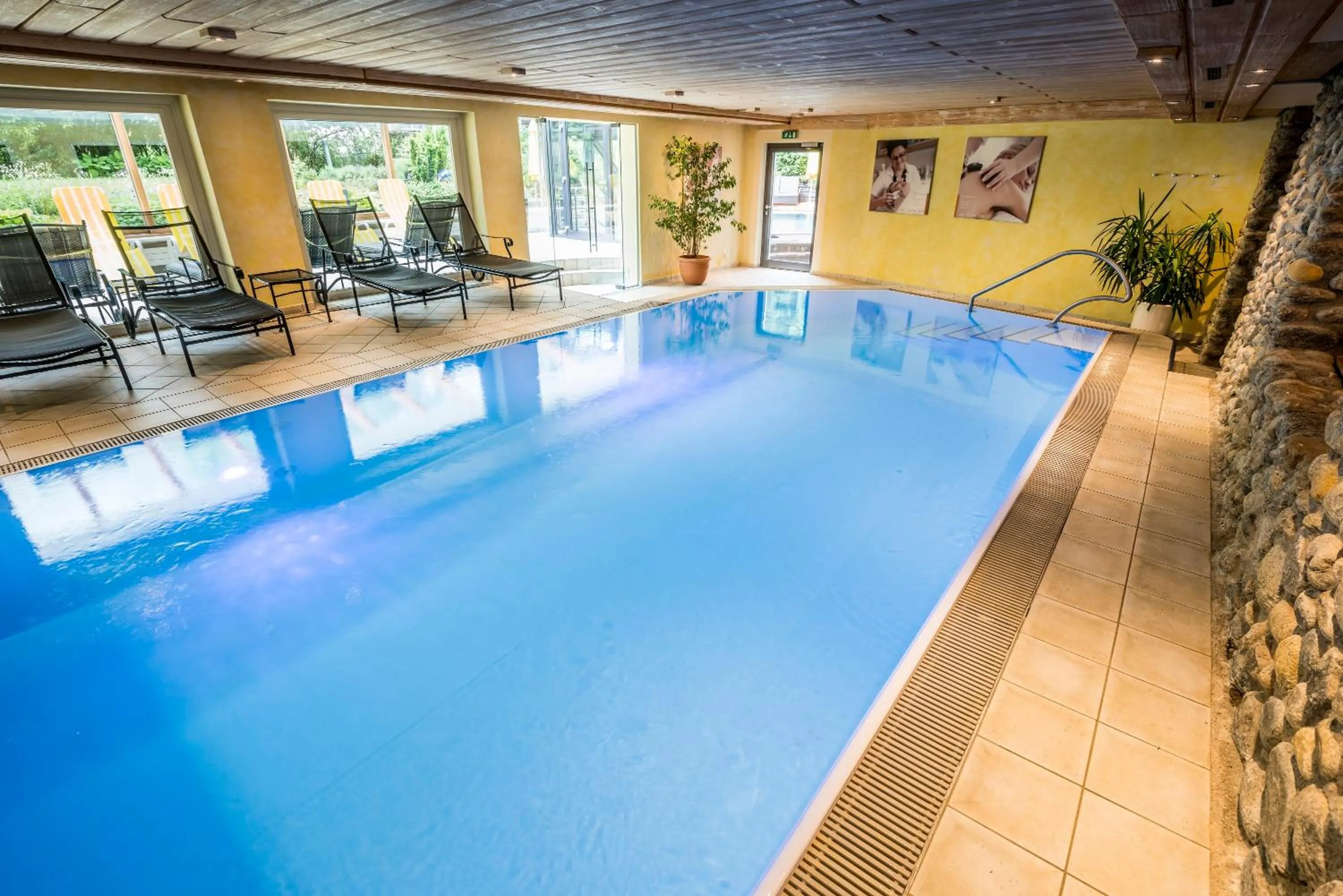Swimming pool in Naturhotel Ortners Eschenhof