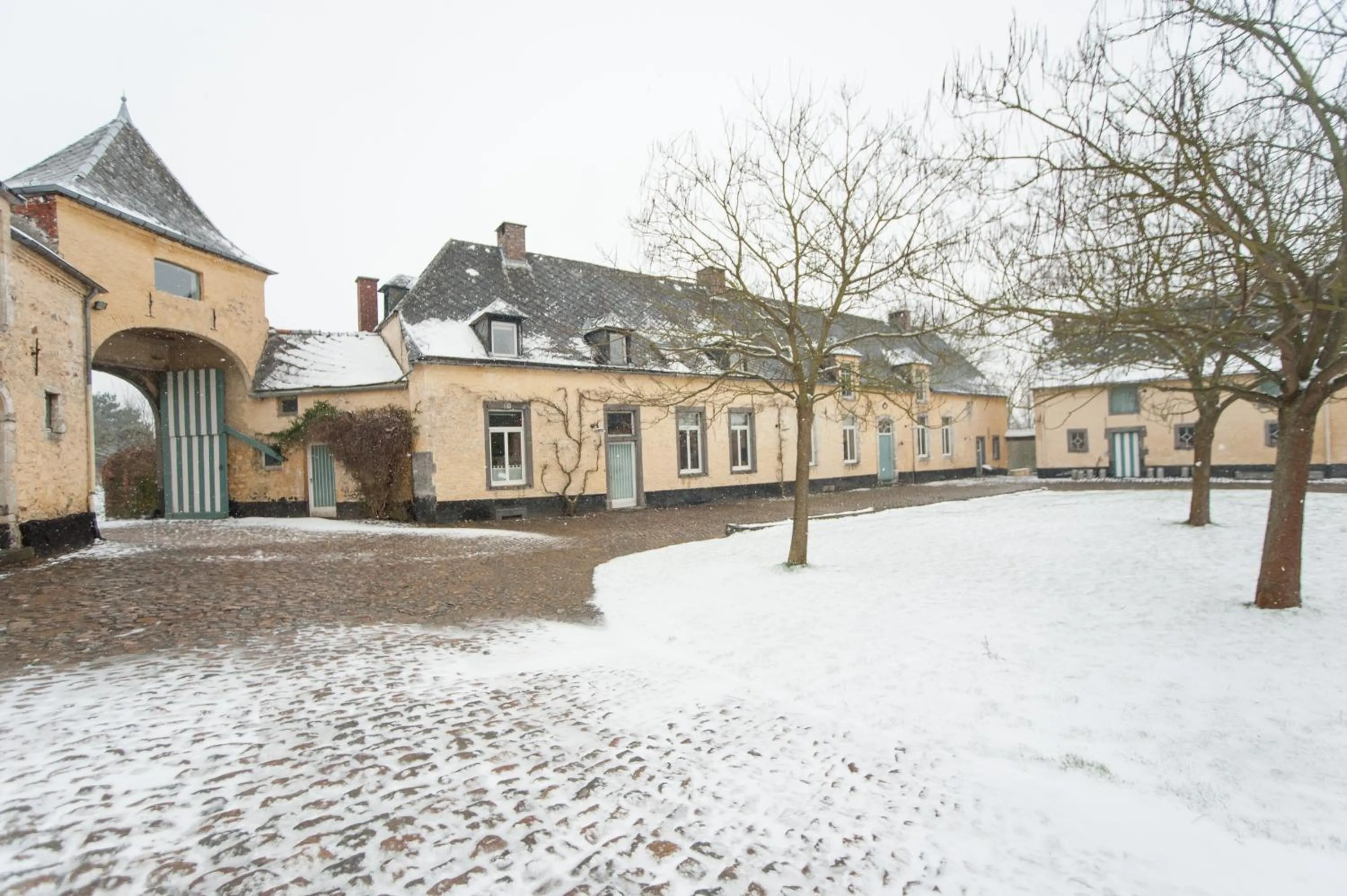Facade/entrance in B&B Cense de la Tour
