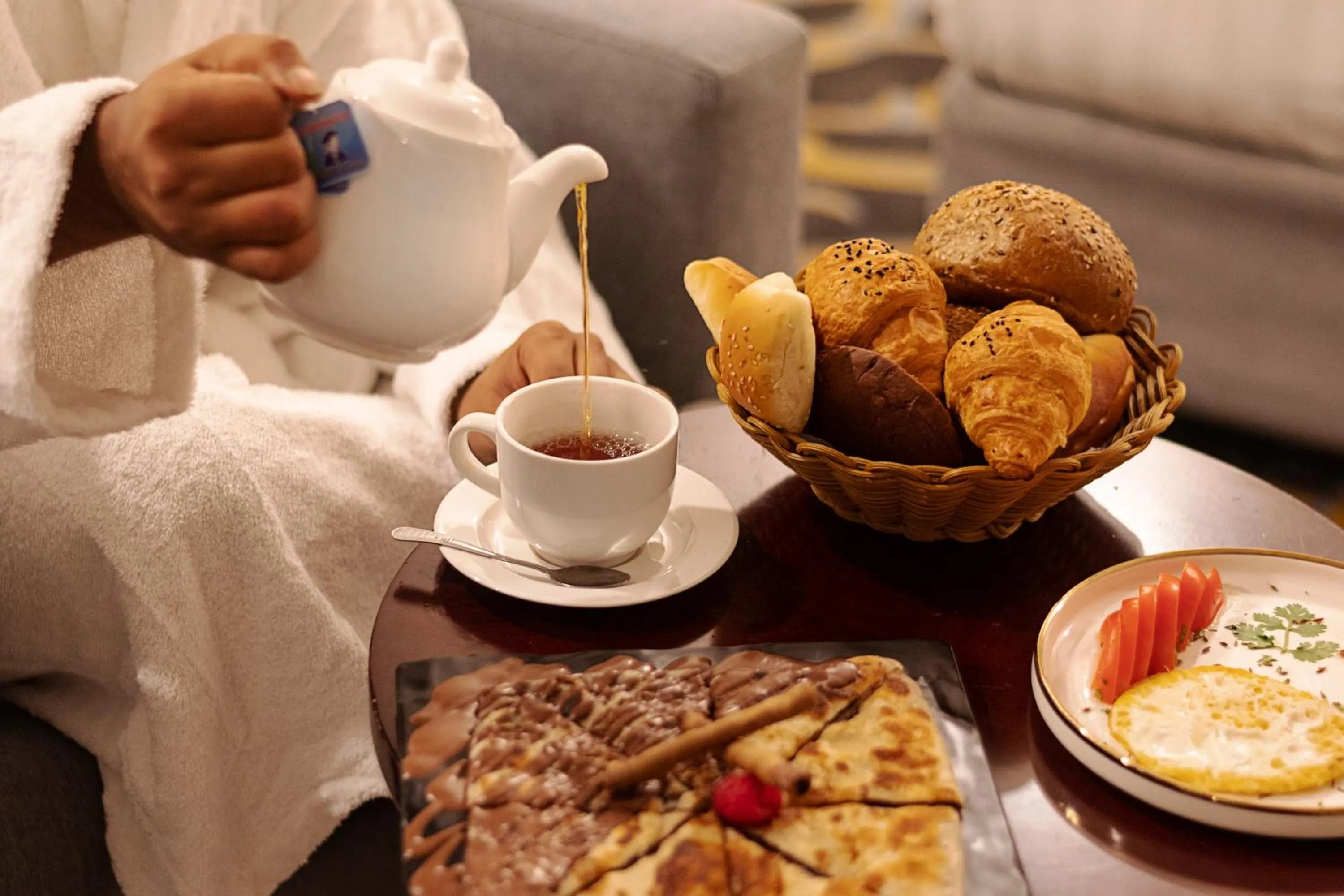 Food and drinks in Laten Suites Prince Sultan