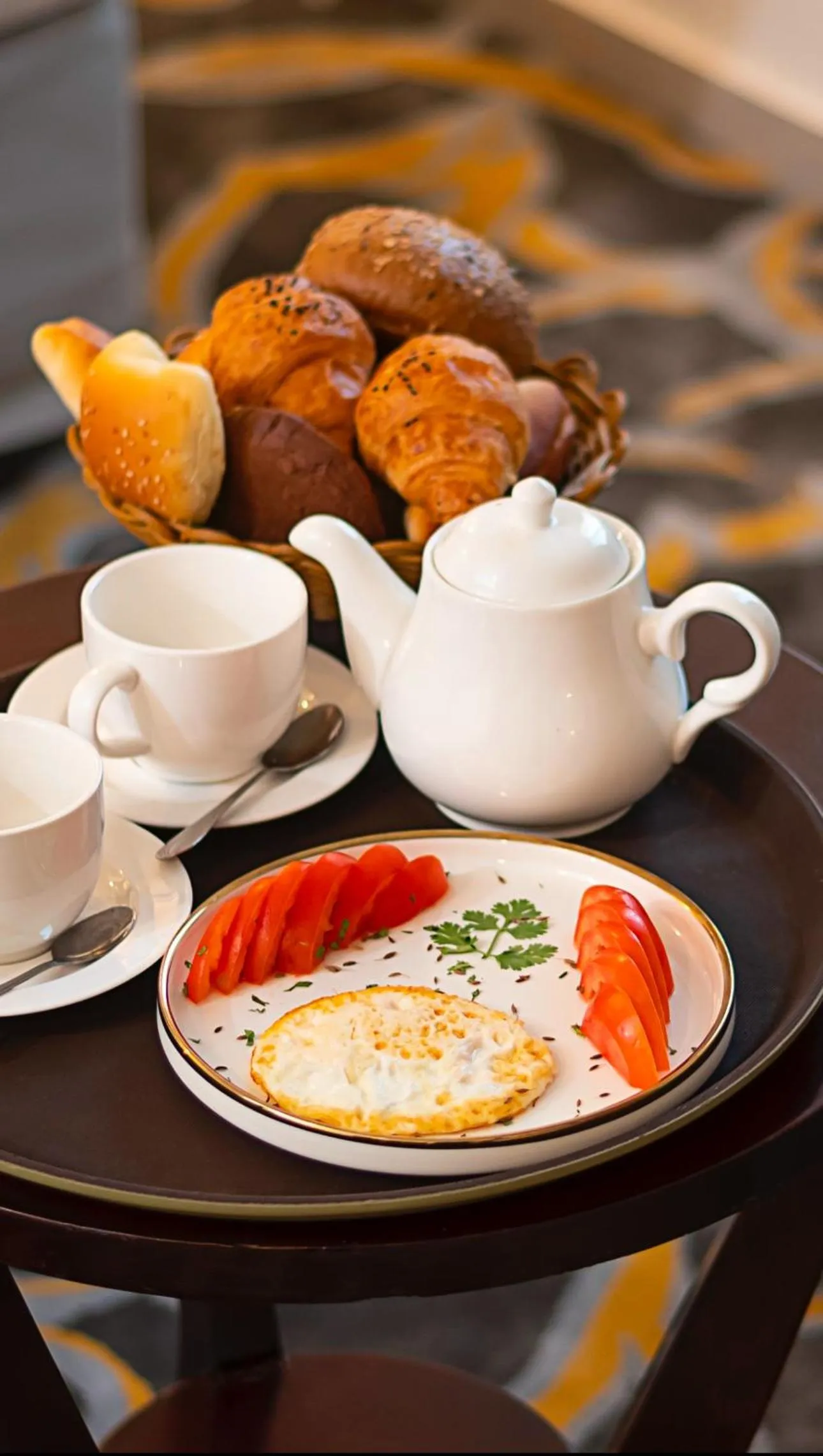 Breakfast in Laten Suites Prince Sultan