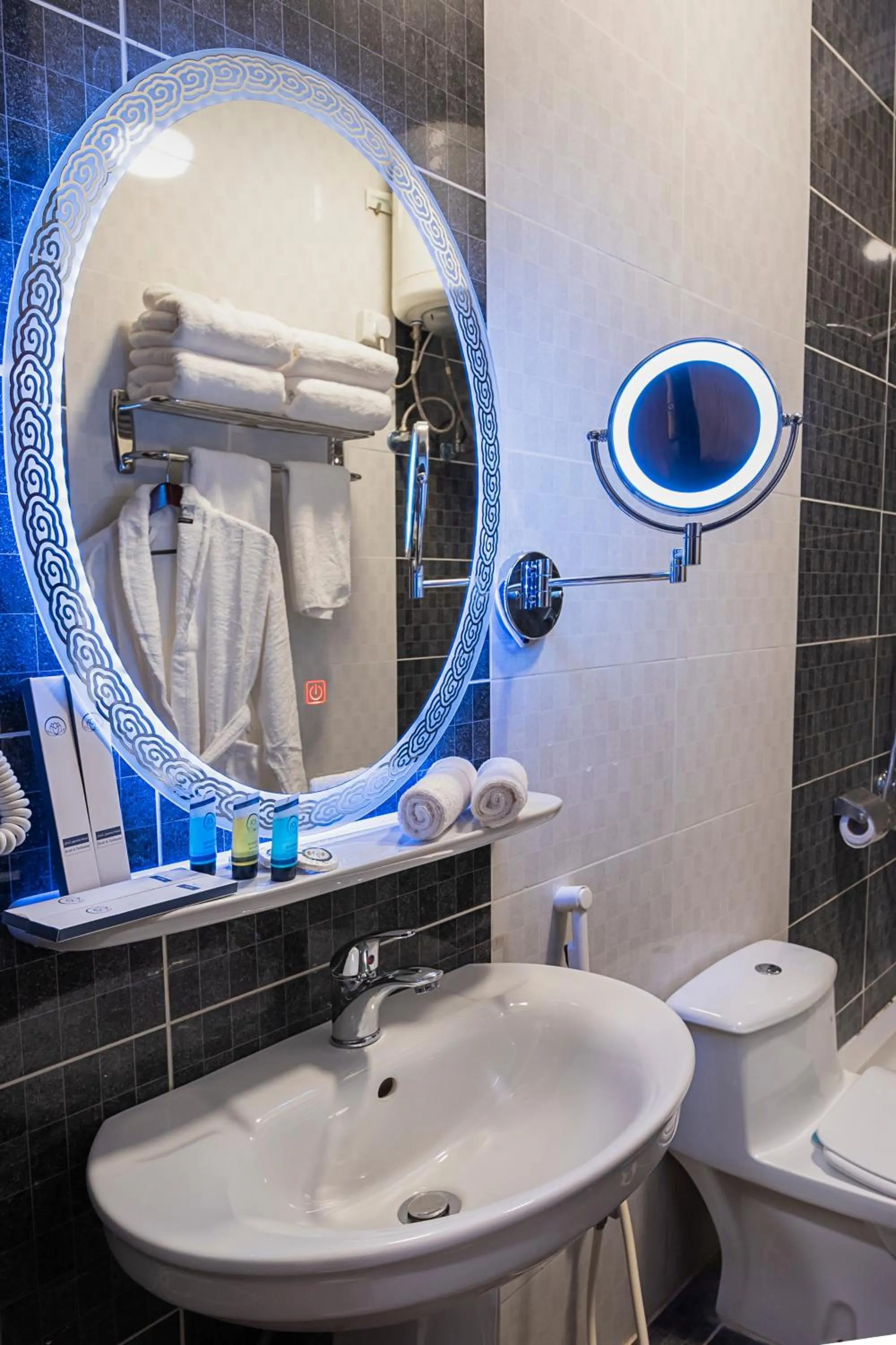 Bathroom in Laten Suites Prince Sultan