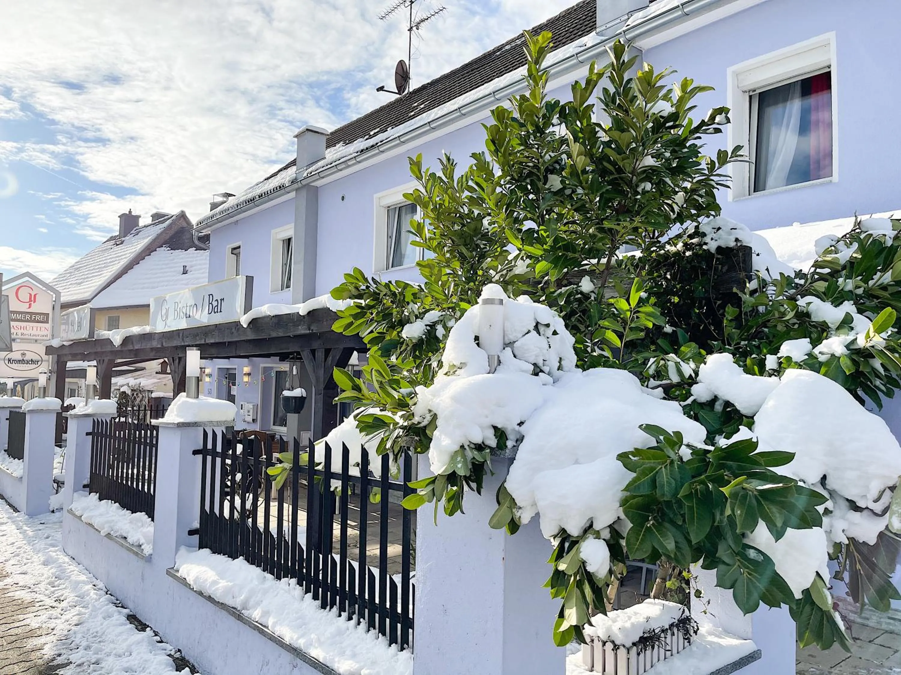 Property building in Glashütten Hotel