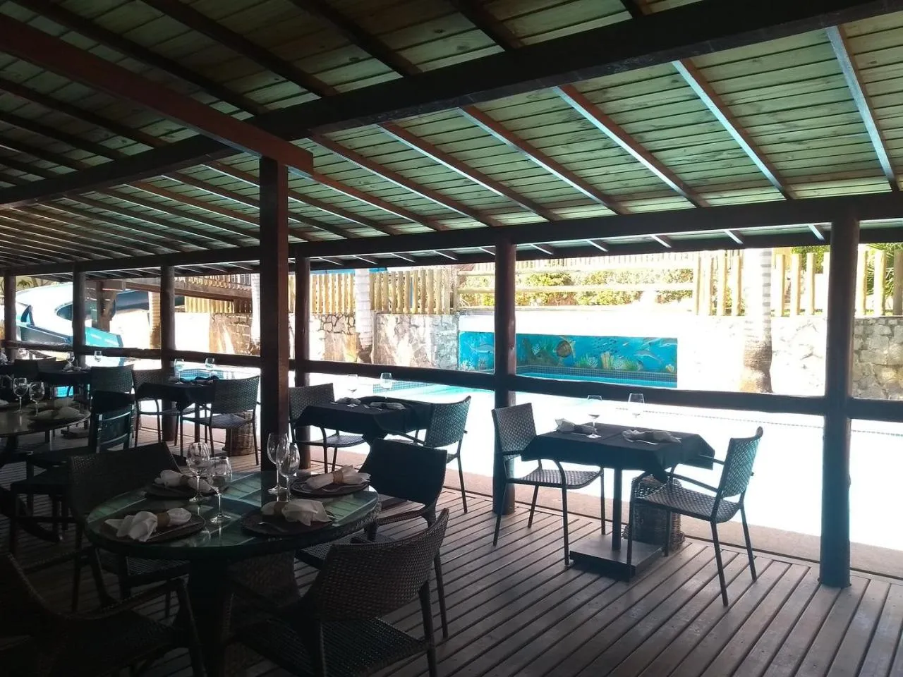 Restaurant/places to eat in Tree Bies Resort