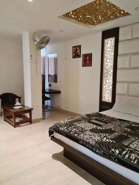 Bed in Hotel Star Inn