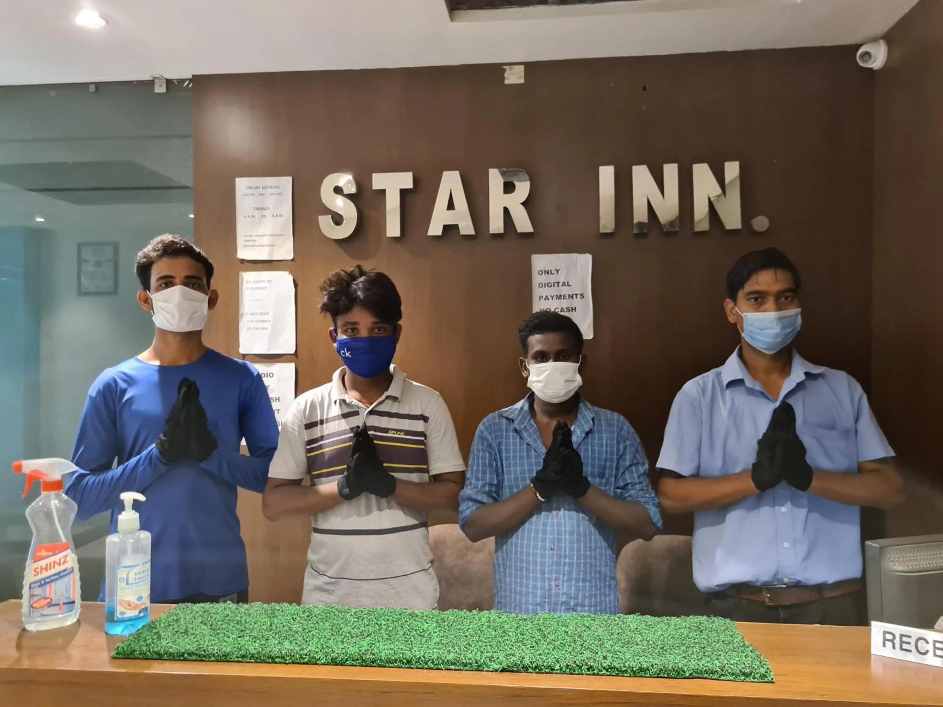 Staff in Hotel Star Inn