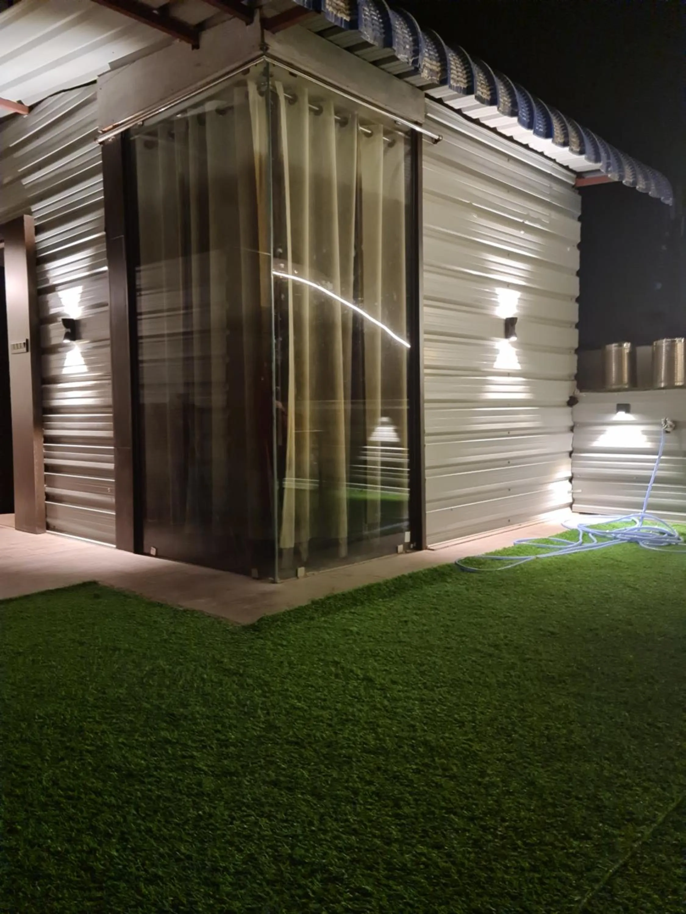 Property building in Hotel Star Inn