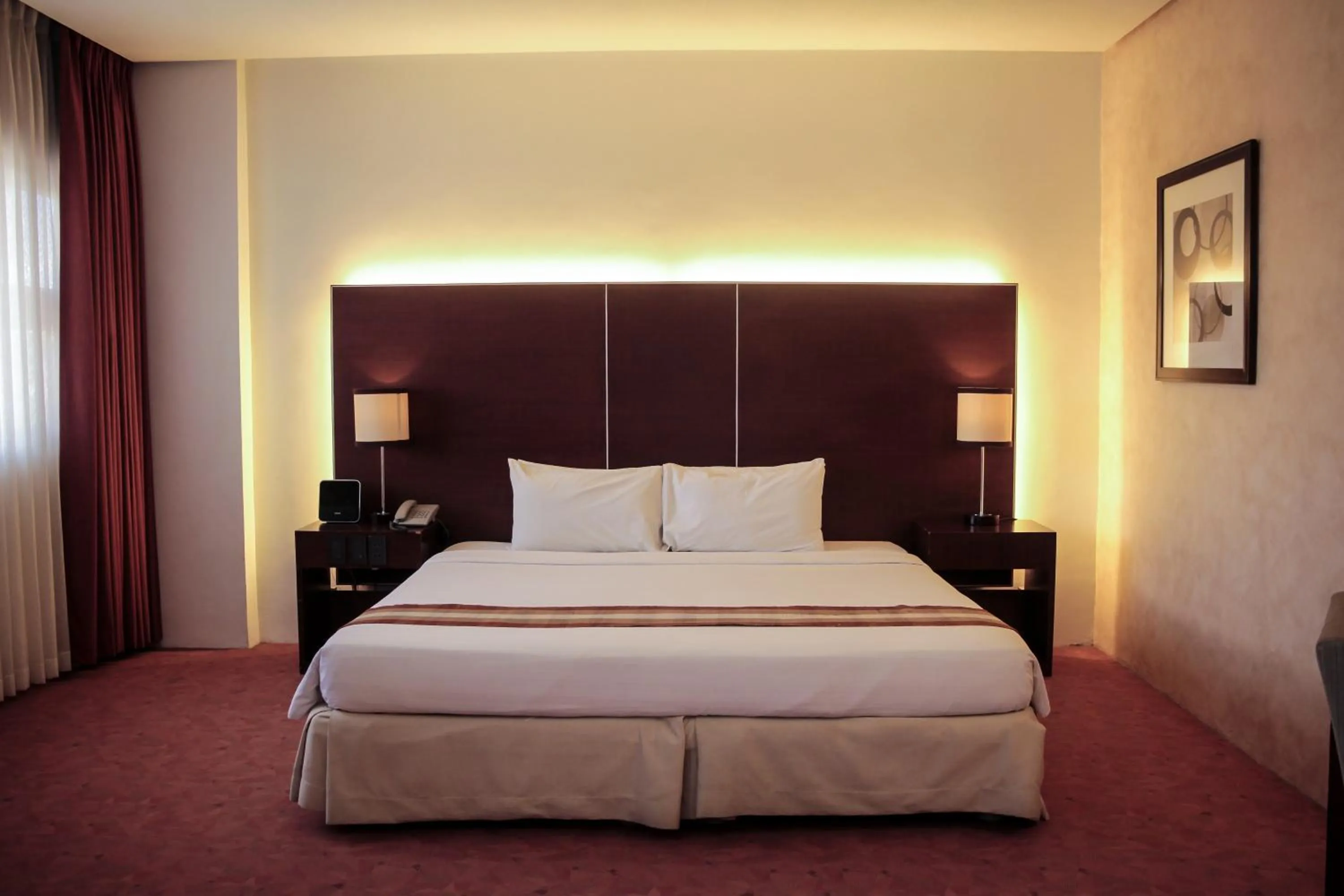Bed in Casablanca Suites Near Airport