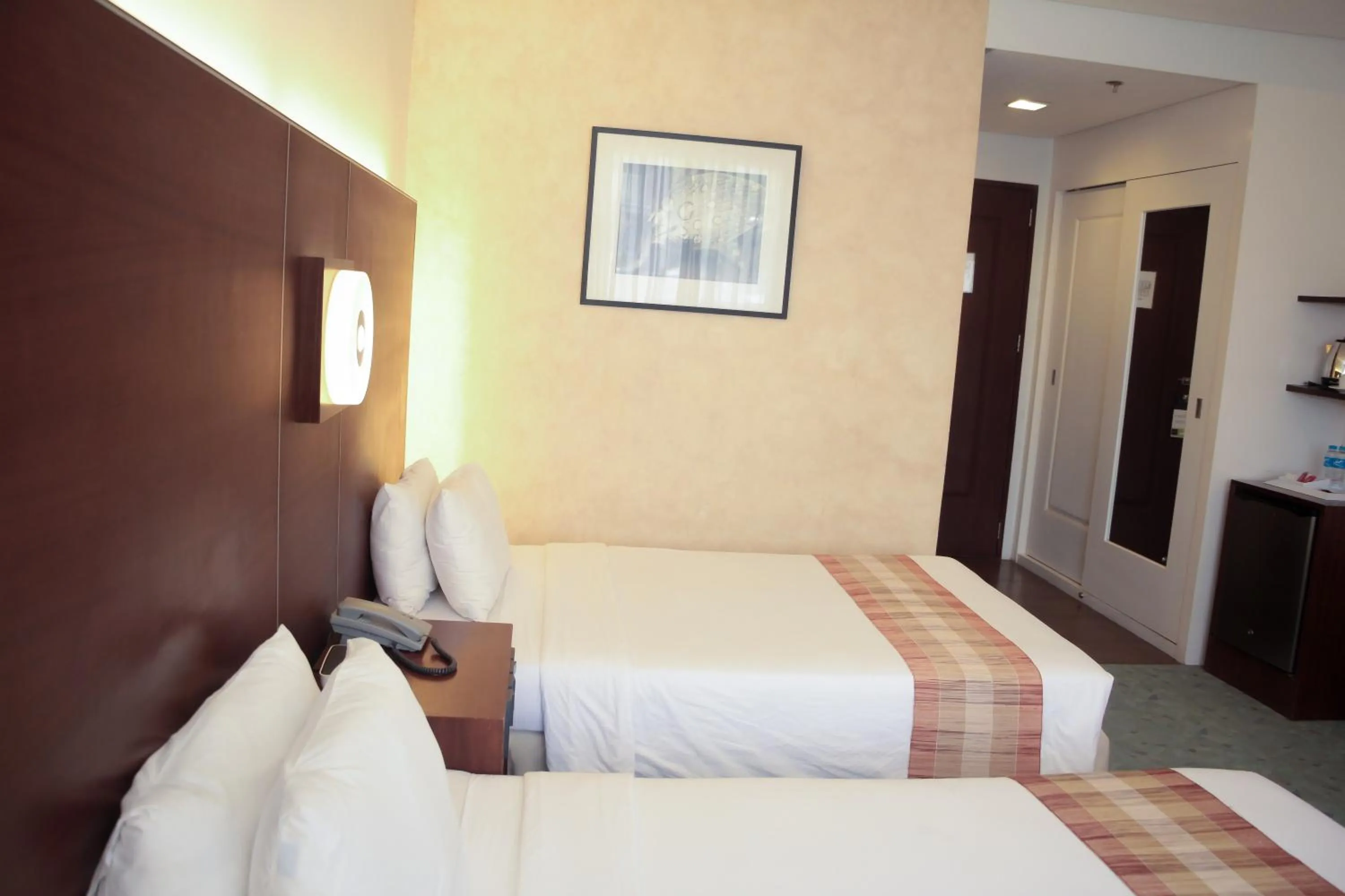 Bed in Casablanca Suites Near Airport