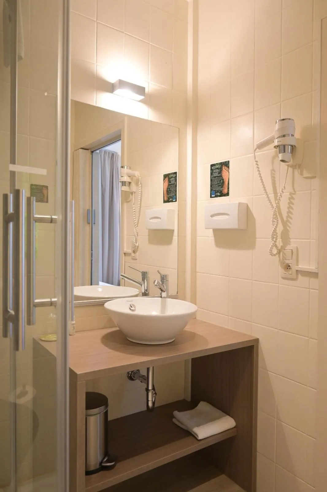 Bathroom in Hotel Essenza