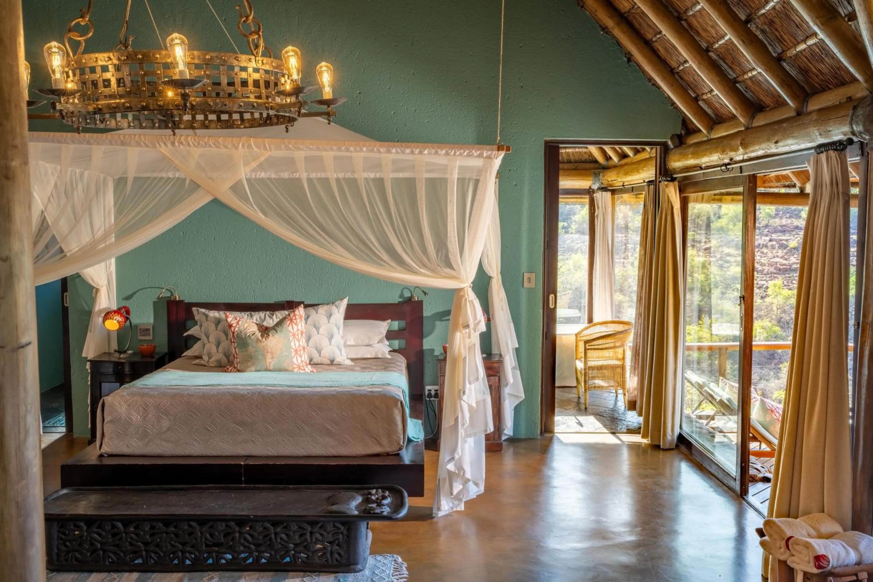 Bedroom, Bed in Sediba Luxury Safari Lodge