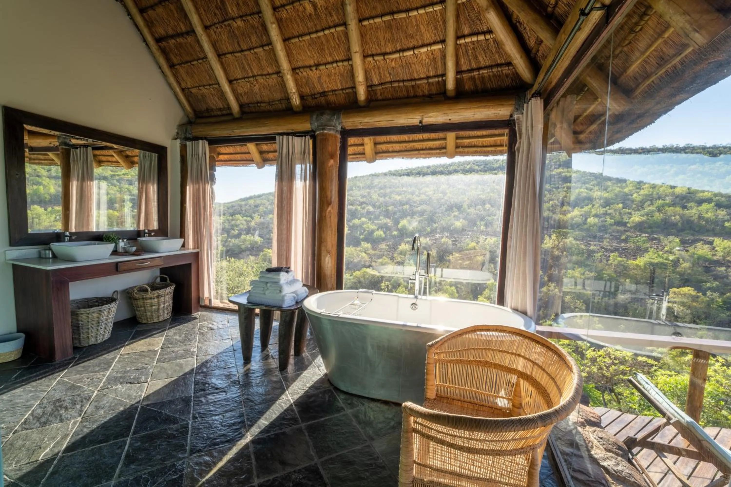 Bathroom in Sediba Luxury Safari Lodge