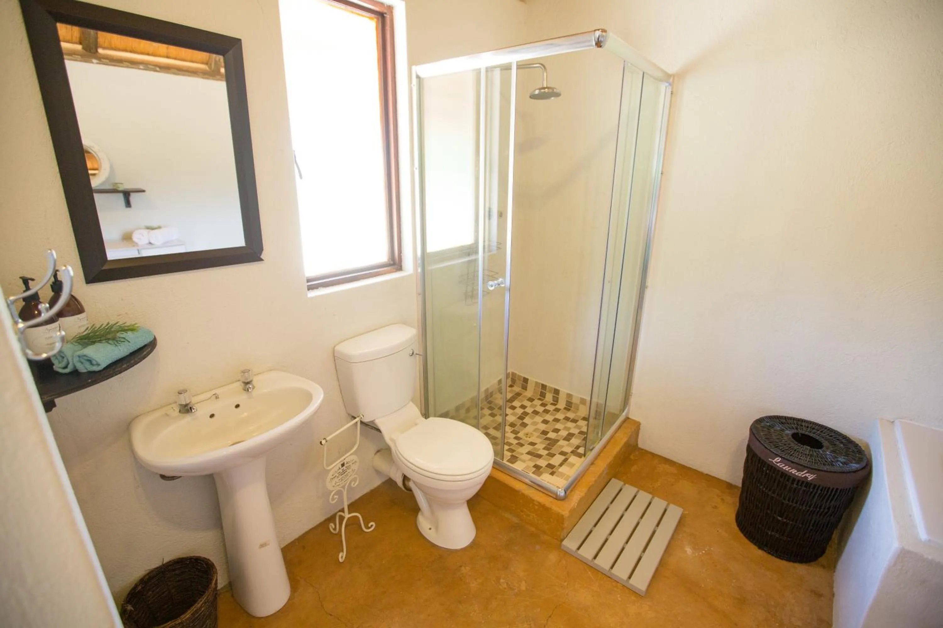 Bathroom in Ngama Tented Safari Lodge