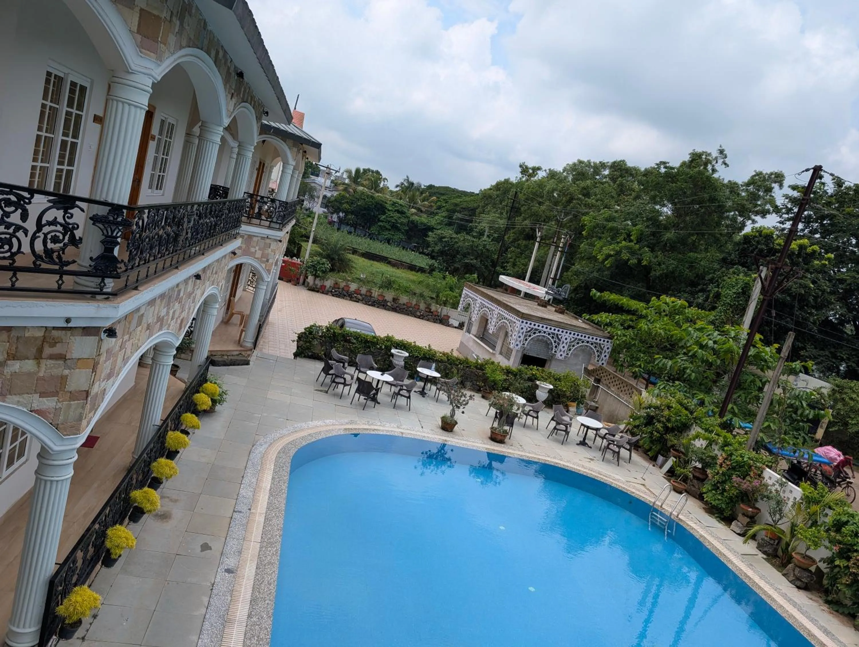 Pool view in Dip Holidays