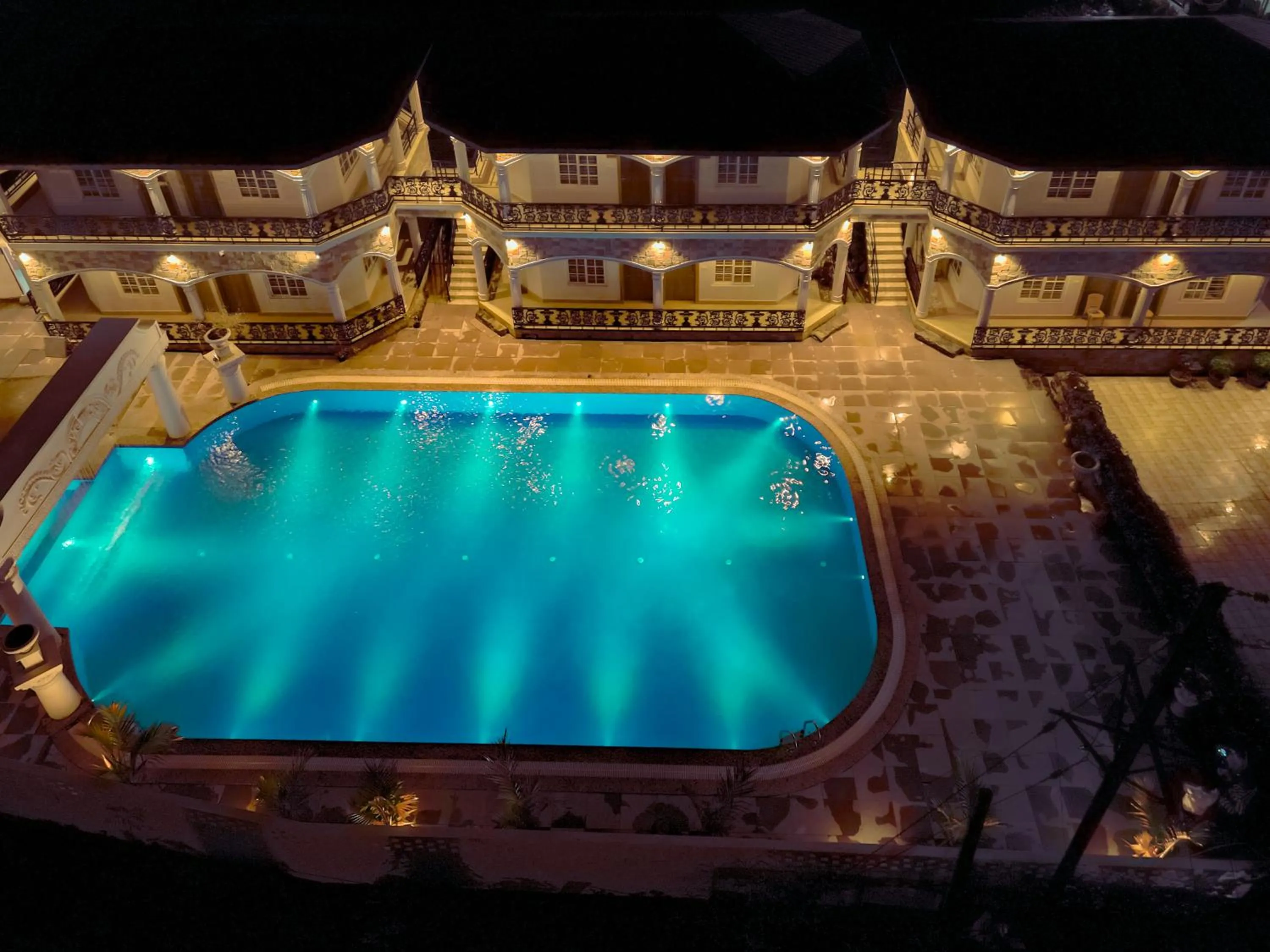 Property building in Dip Holidays