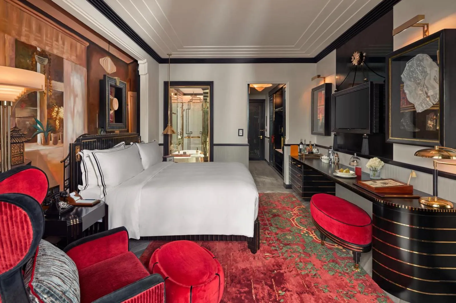 Coffee/tea facilities, Bed in Capella Hanoi