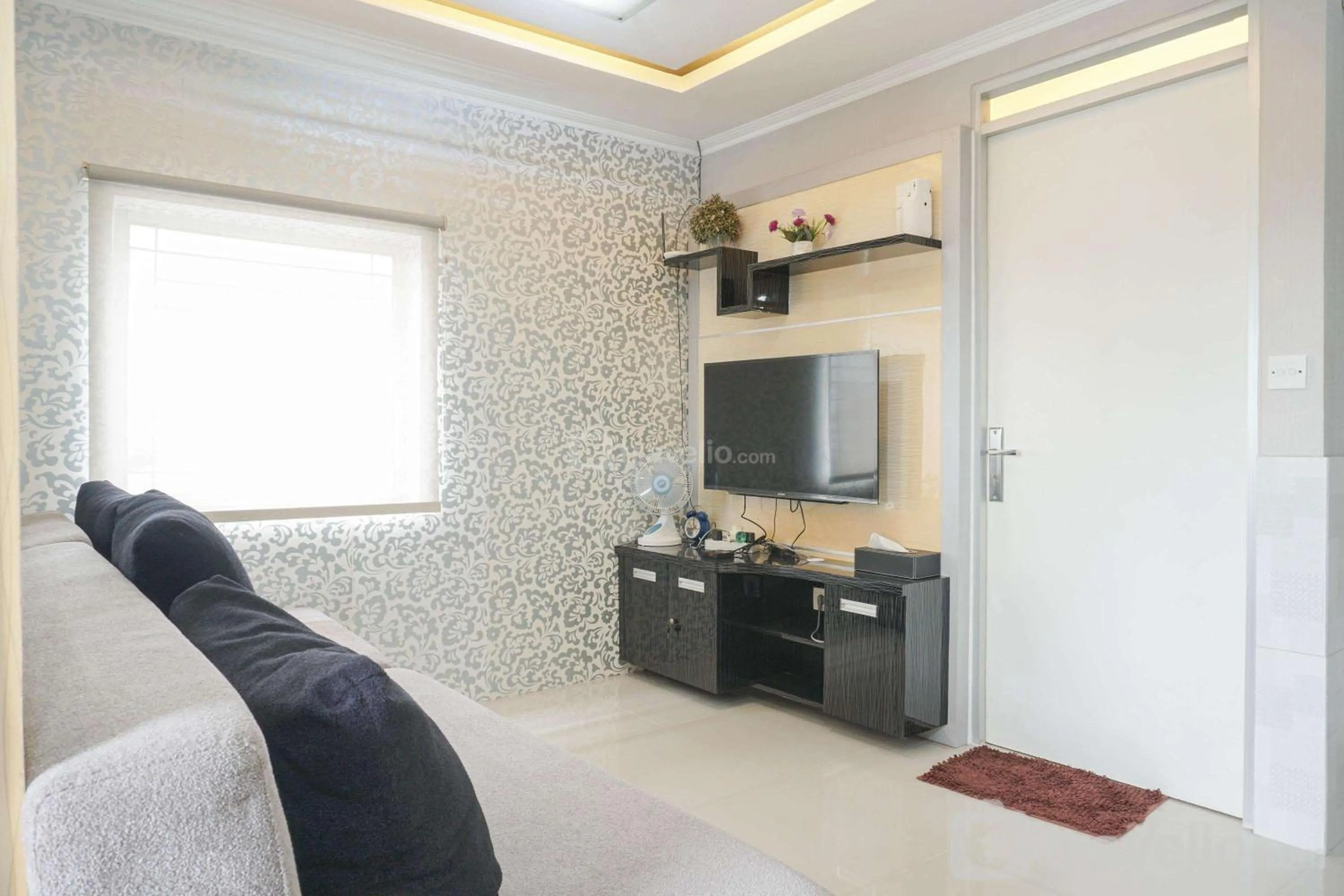 Bed in Beautiful and Comfy 2BR Menteng Square Apartment By Travelio