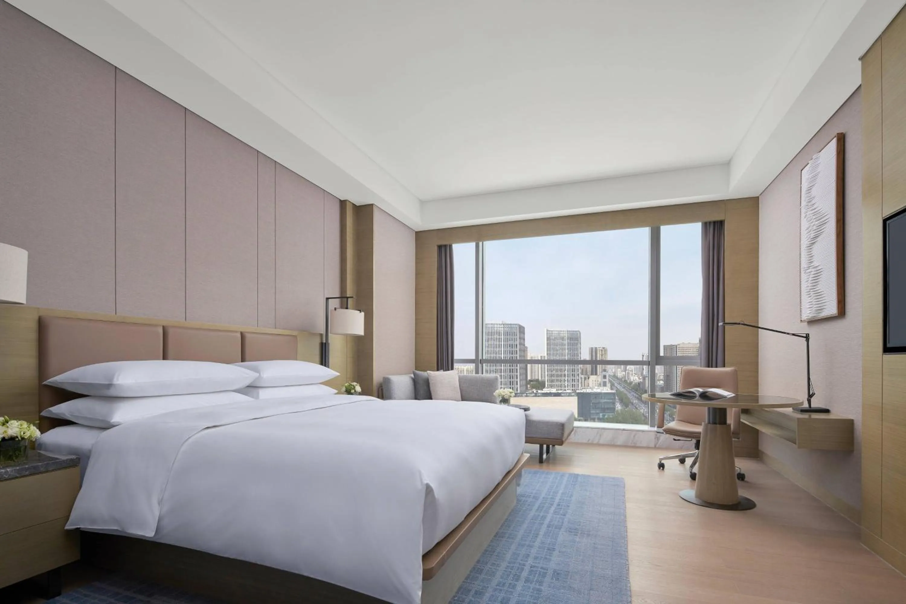 Photo of the whole room, Bed in Baotou Marriott Hotel