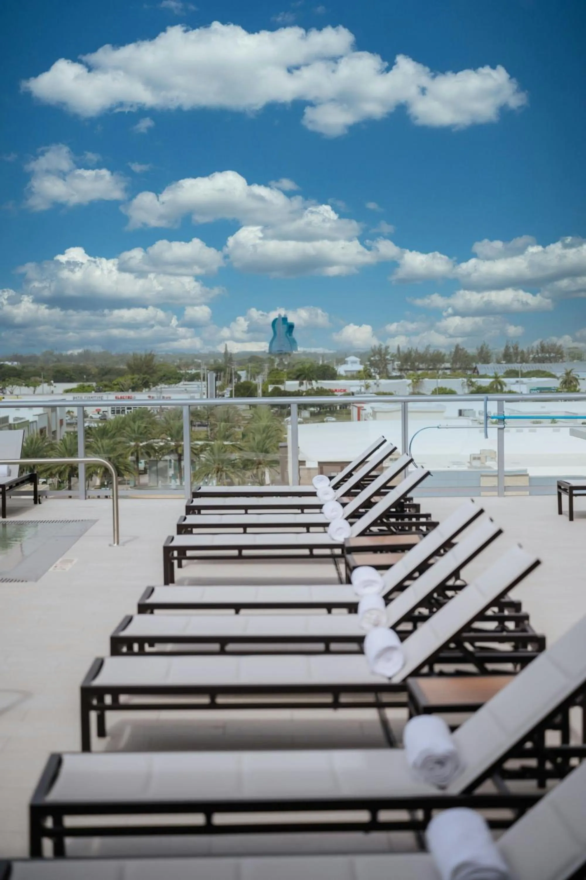 Swimming pool in AC Hotel by Marriott Fort Lauderdale Airport