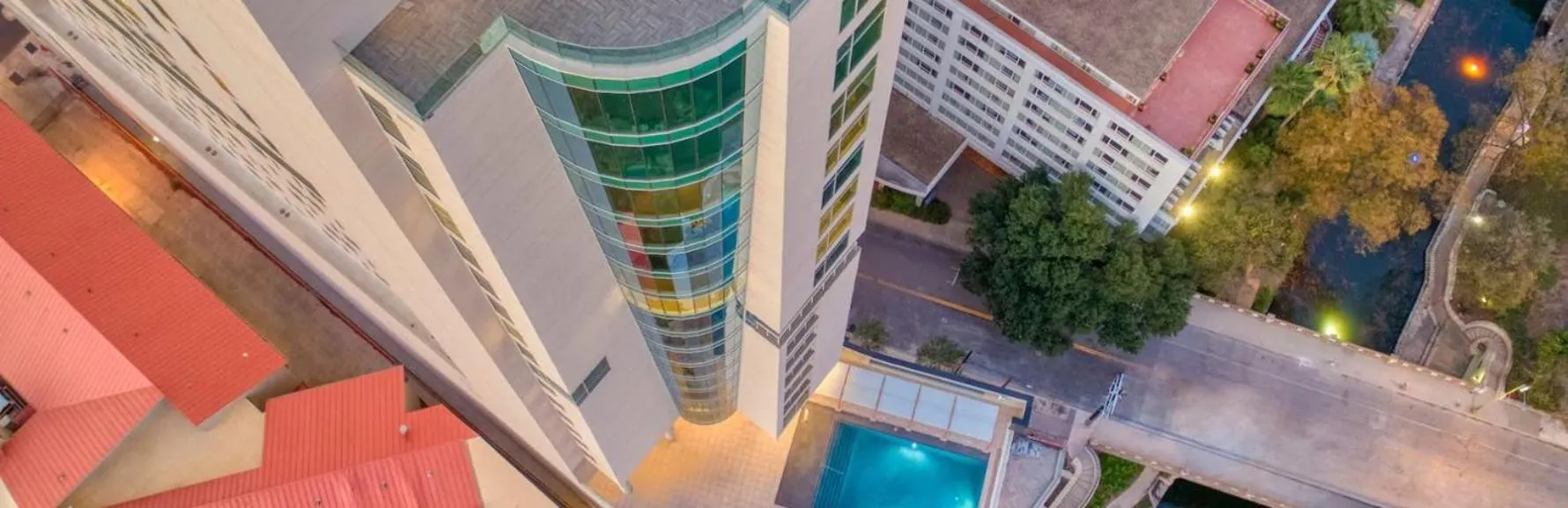 Property building in Thompson San Antonio - Riverwalk, by Hyatt