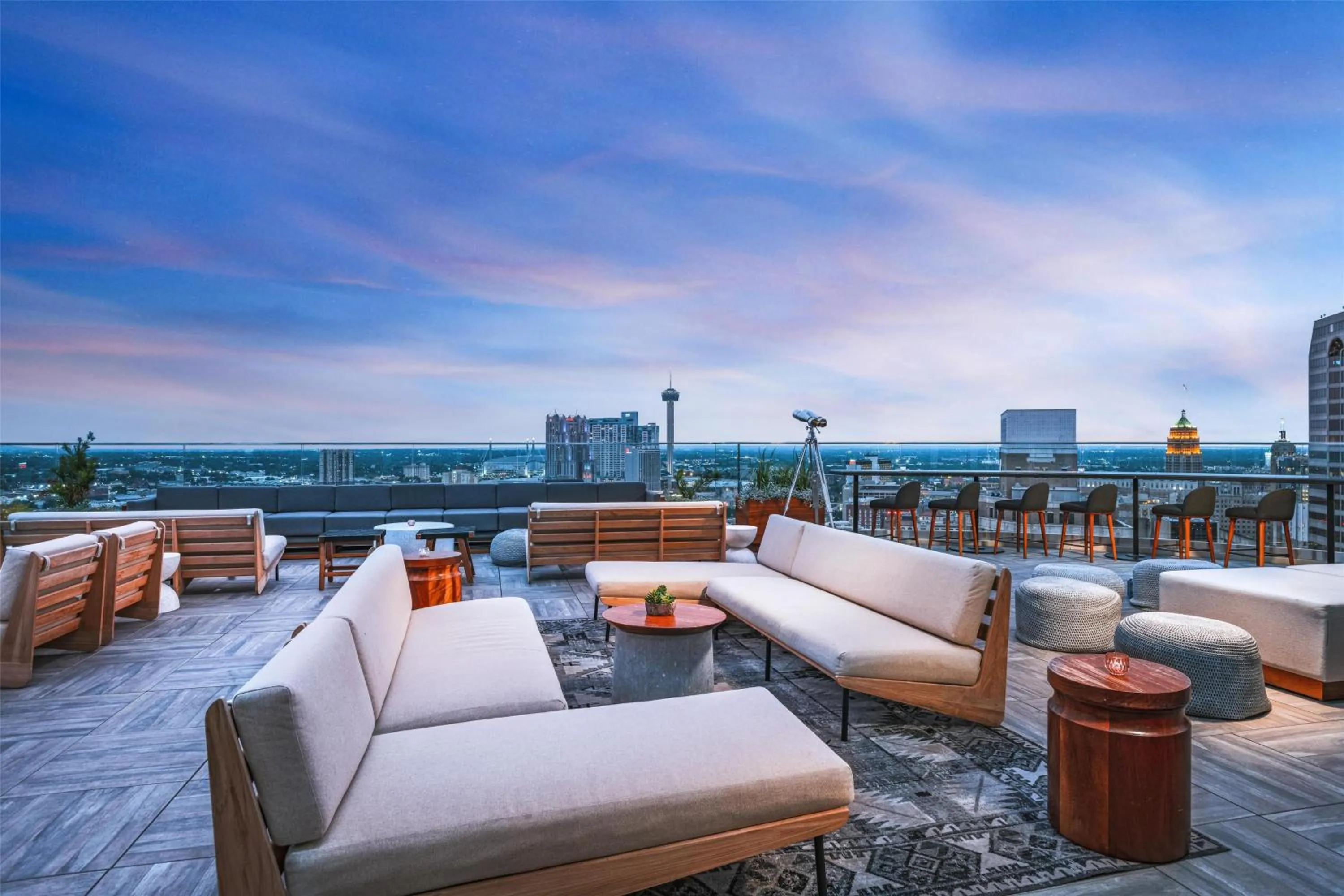 Restaurant/places to eat in Thompson San Antonio - Riverwalk, by Hyatt