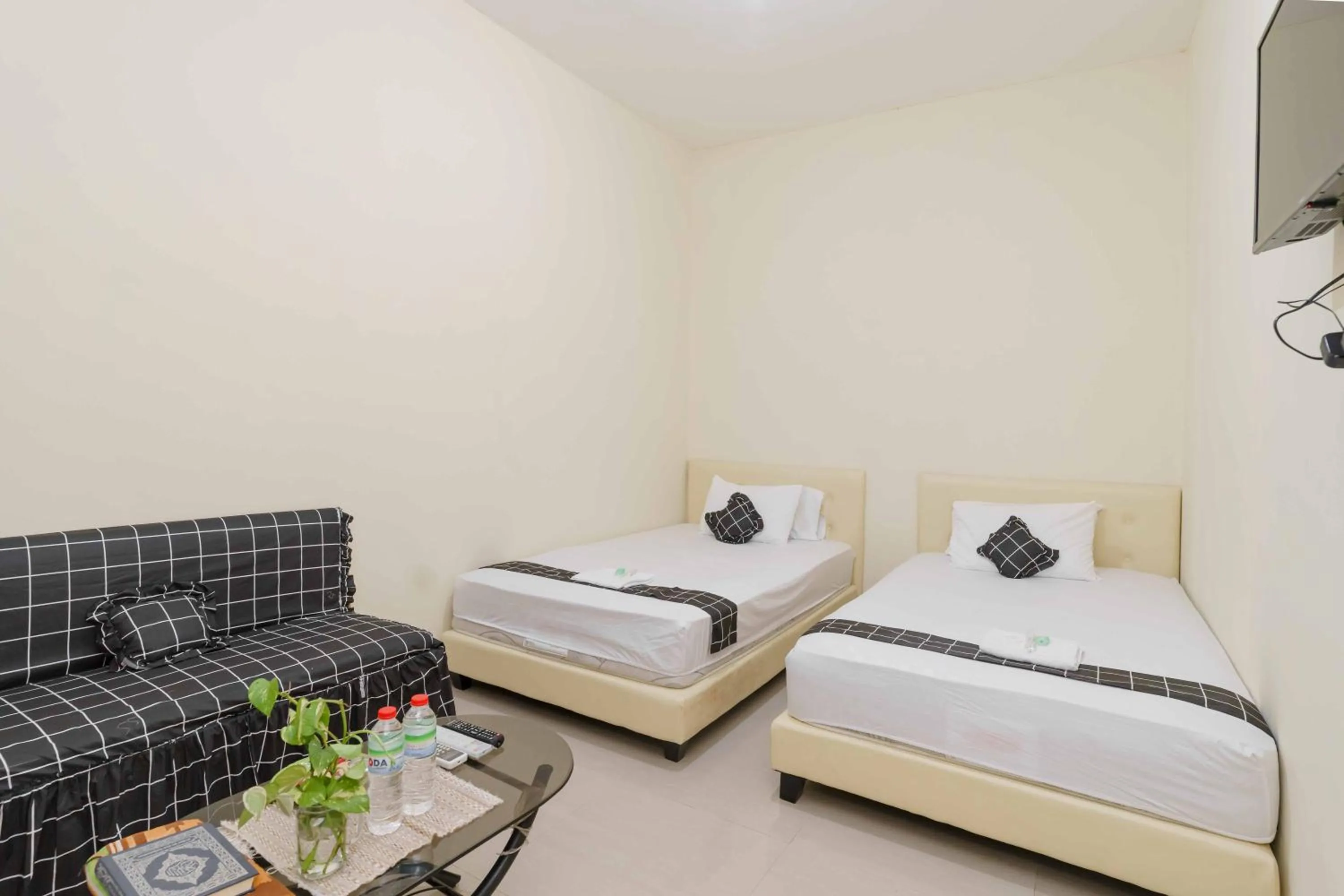 Bed in Madinah House Syariah Mitra RedDoorz