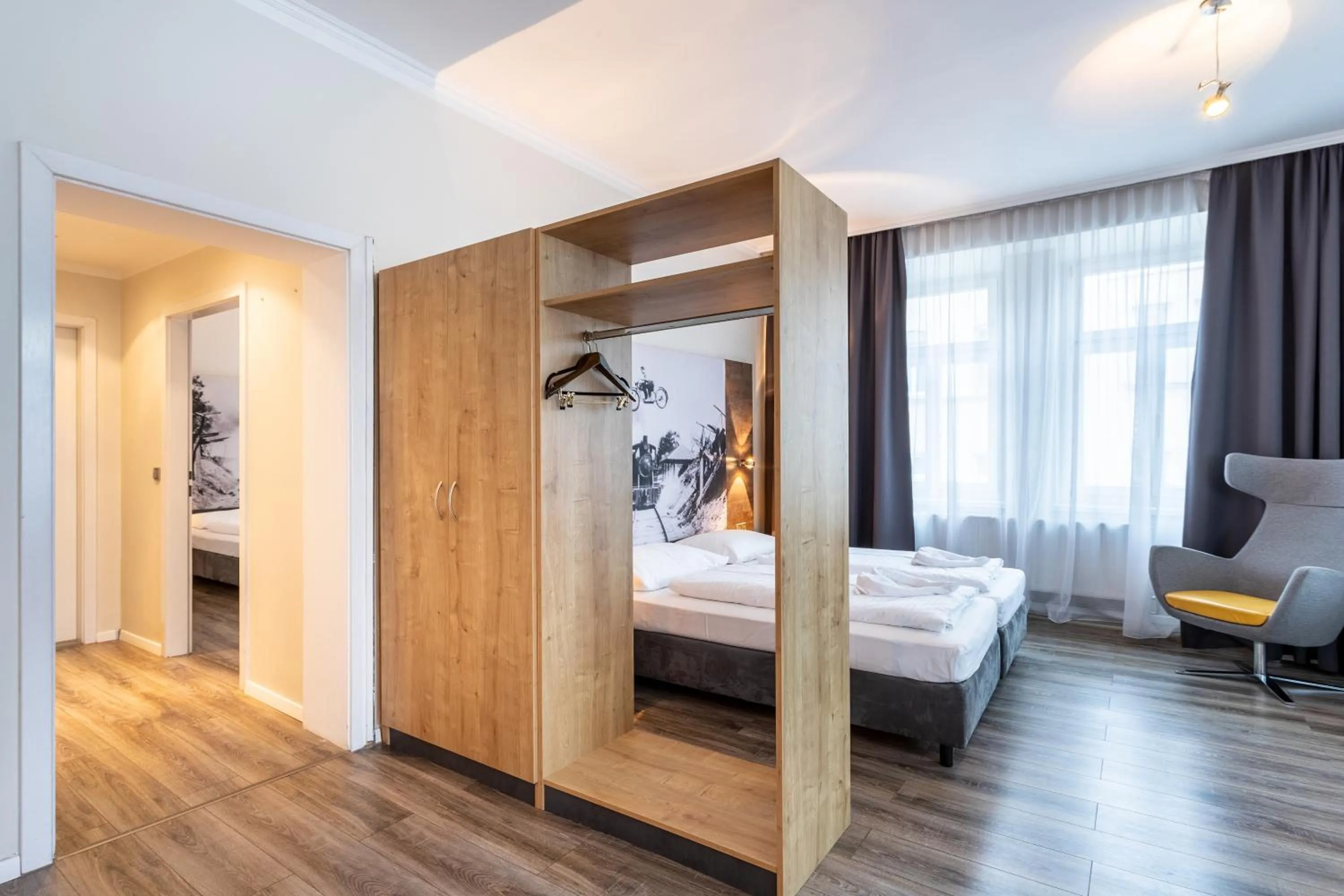 Photo of the whole room, Bed in Hotel Westbahn