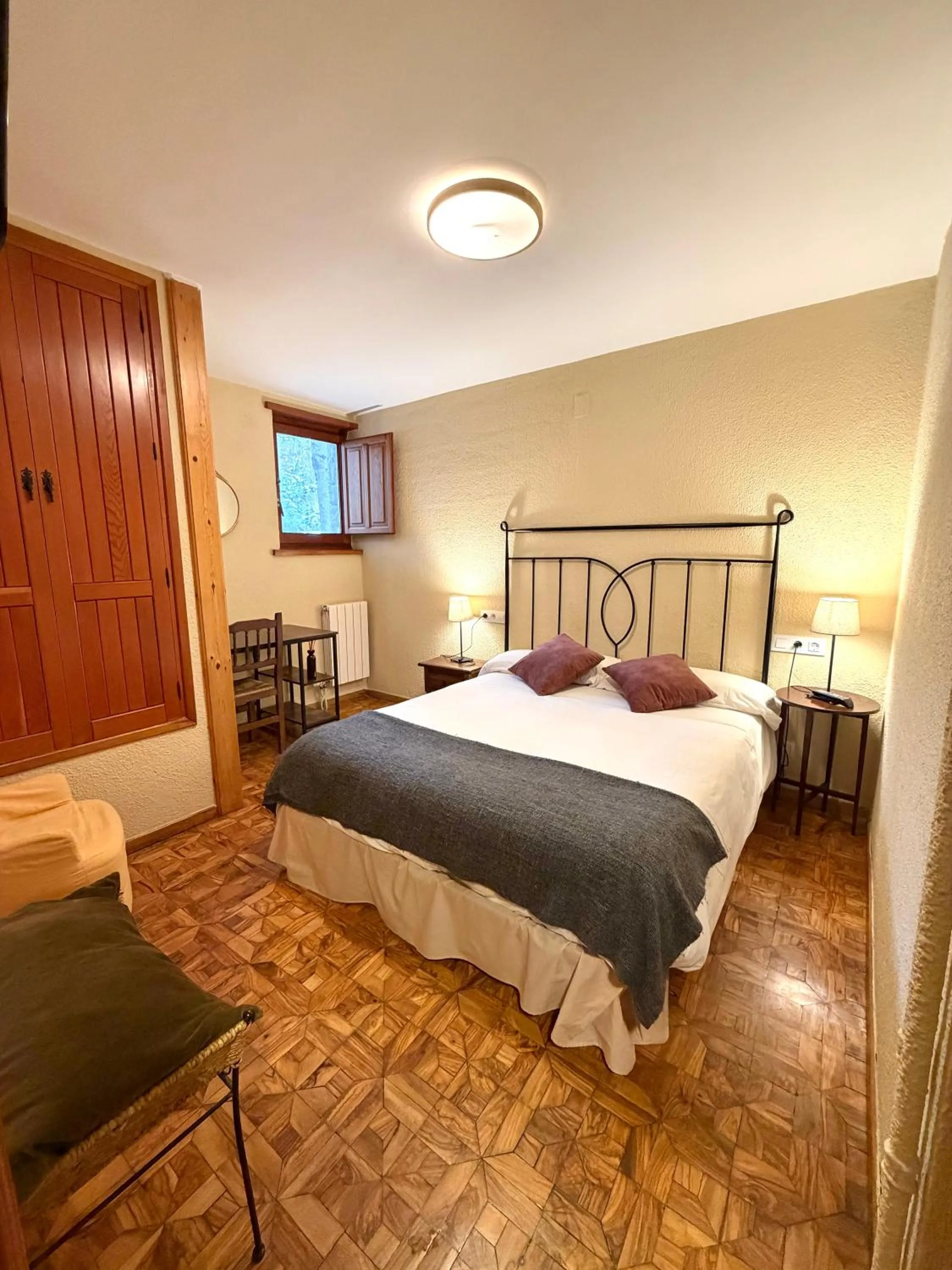 Bed in Hotel Vallibierna