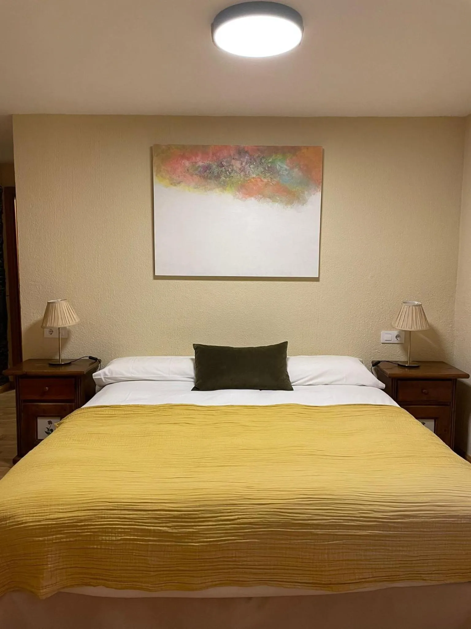 Other, Bed in Hotel Vallibierna