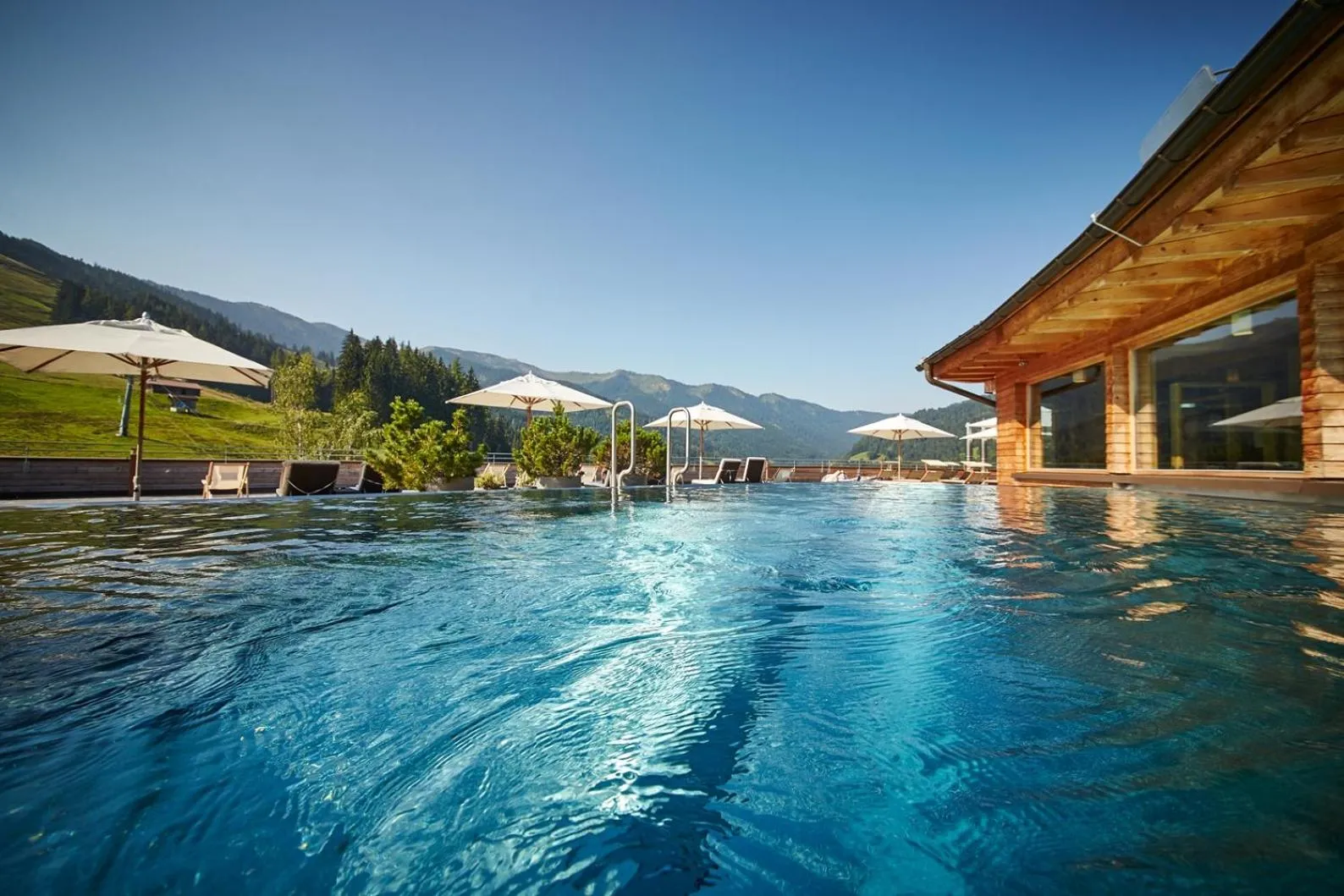 Swimming pool in Holzhotel Forsthofalm