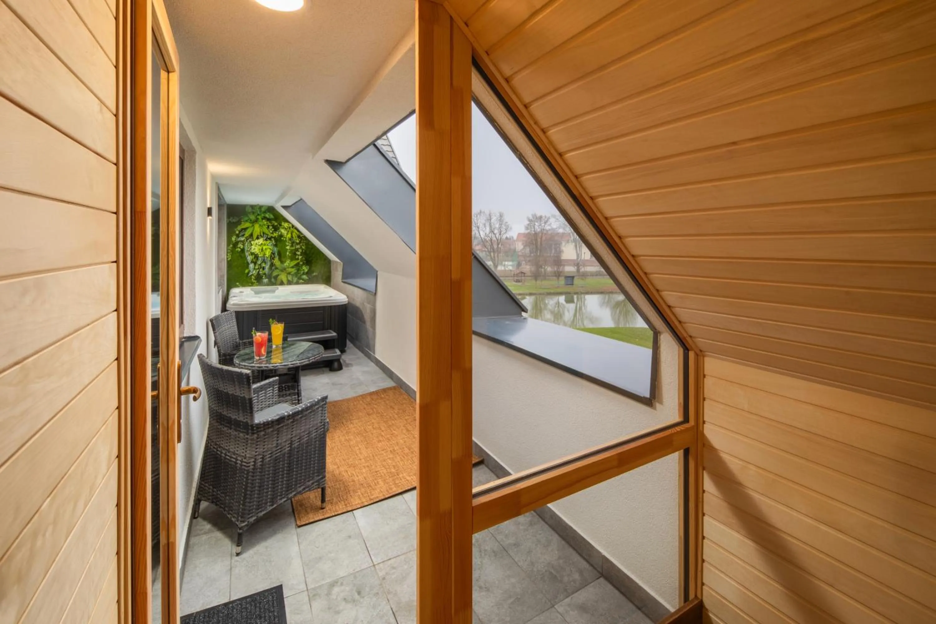 Hot Tub in Sziget Hotel