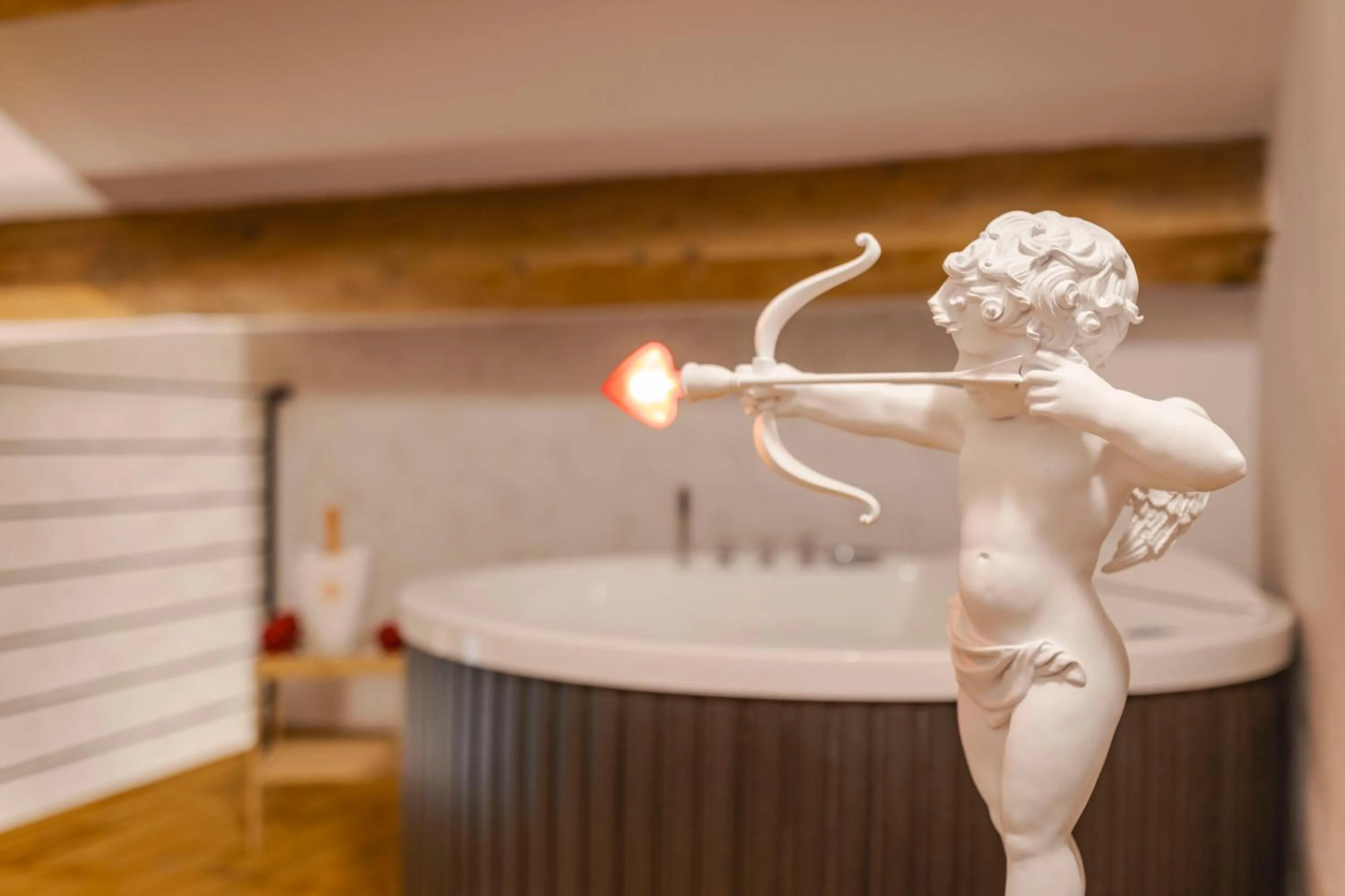 Hot Tub in Granduca Mountain Wellness Apartments Campigna